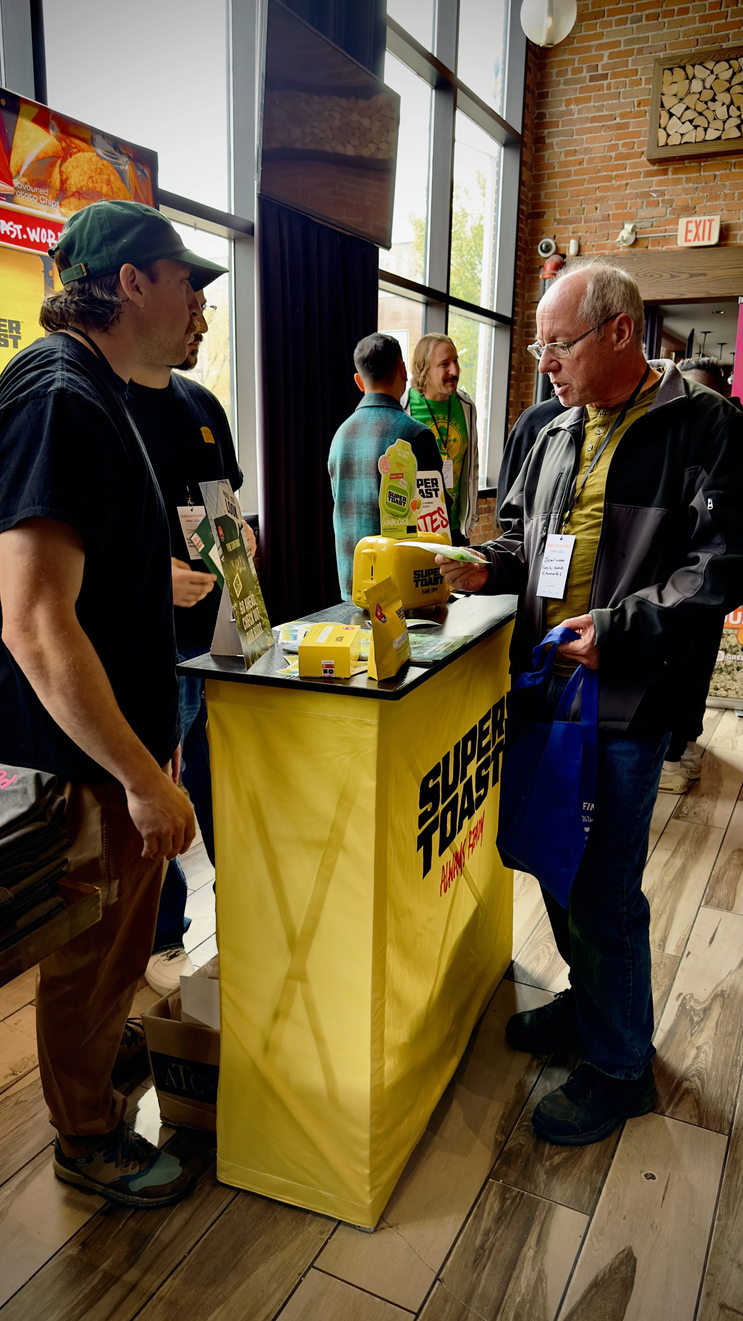 005E231792-1-TethersBrandsBuyersBrunchEdmonton_408-Javier Reyes_vSpIcdTRbS.jpeg