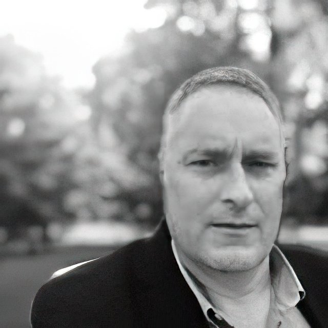 a photo of Scott Fratianne