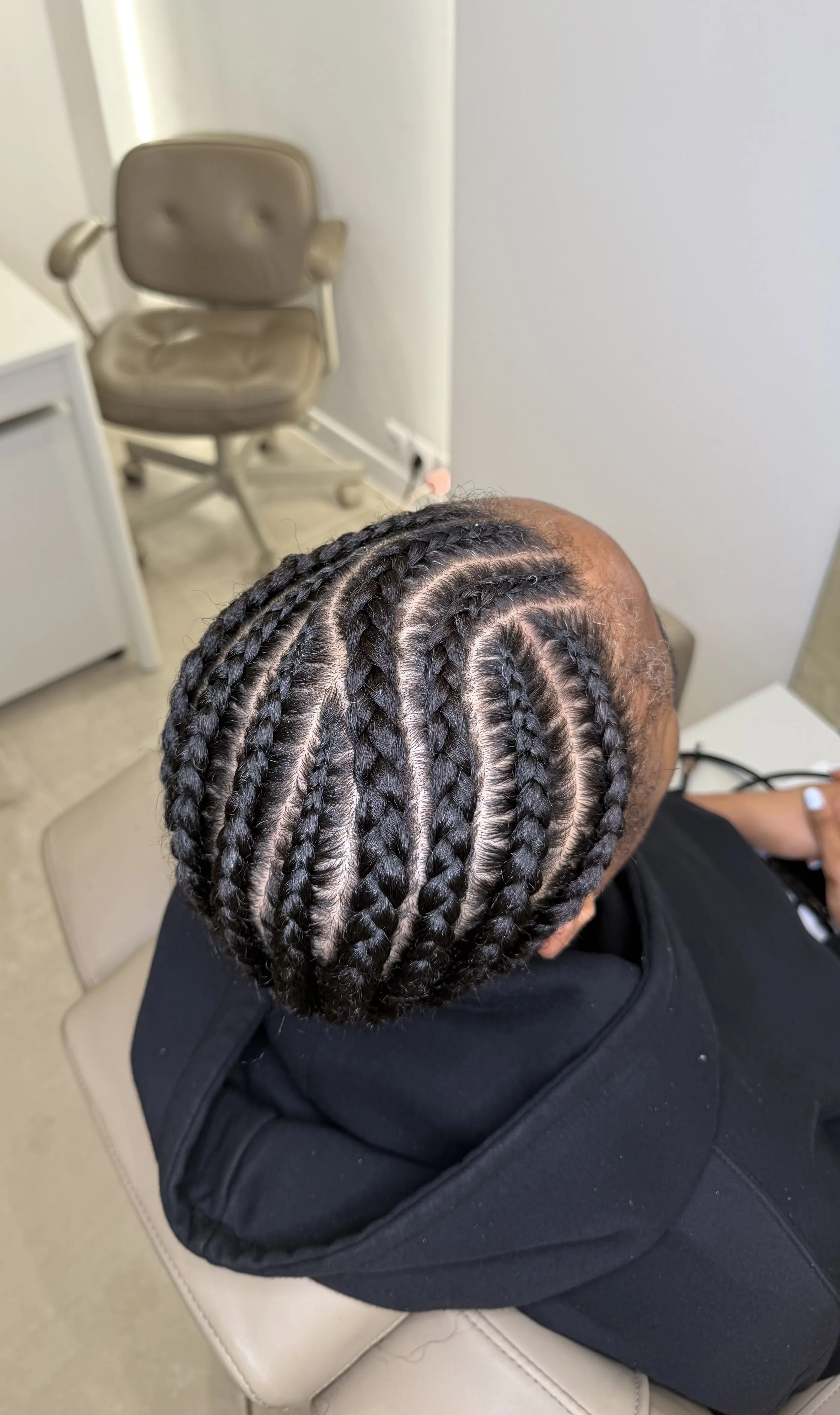 tresses africaines, tresses collées sur cheveux naturels, cornrows.