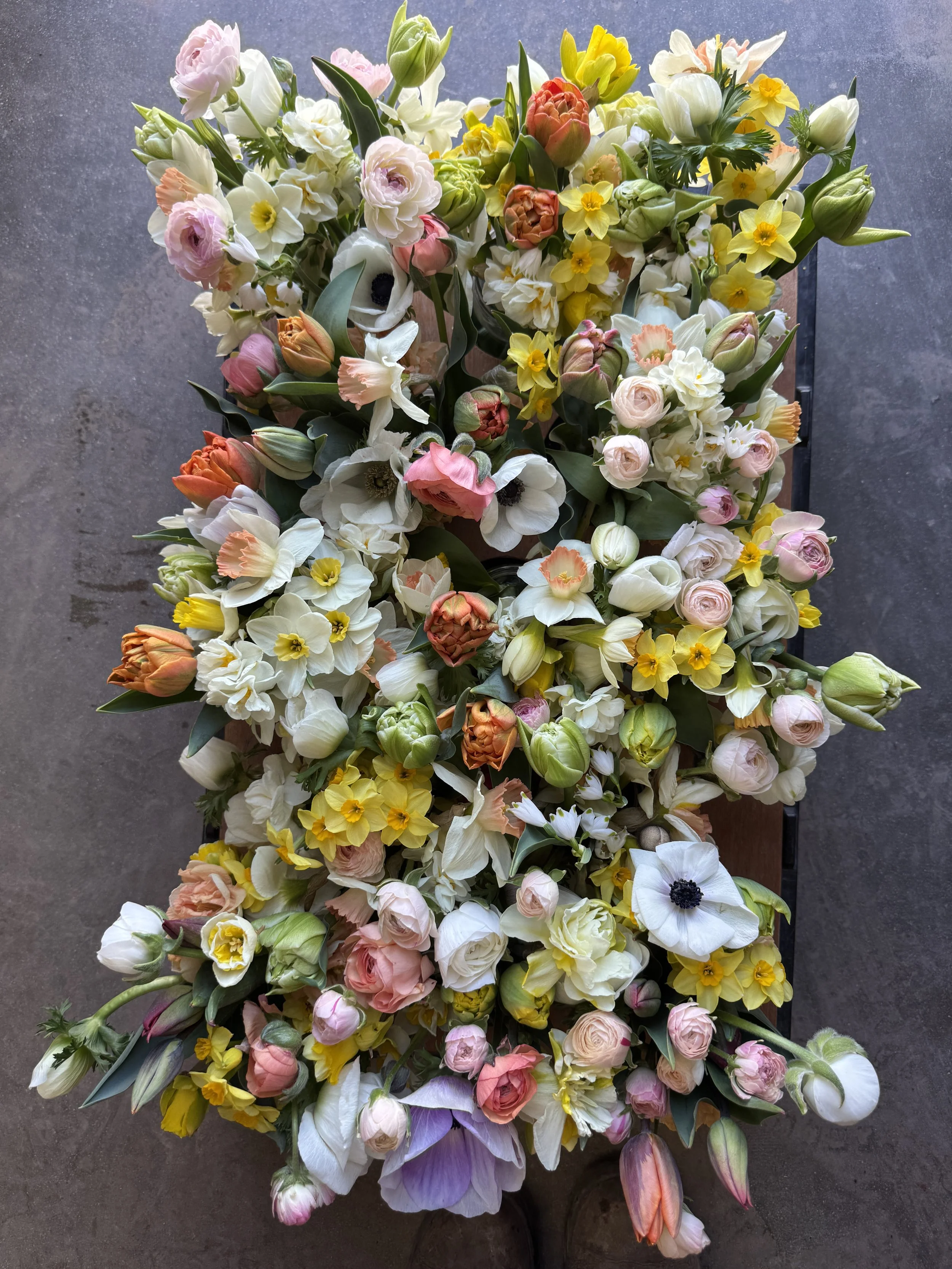 mixed spring flower mason jars