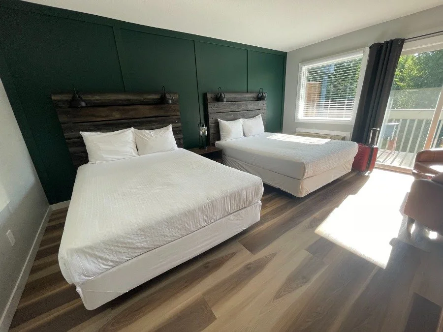 Standard Lodge – Renovated
