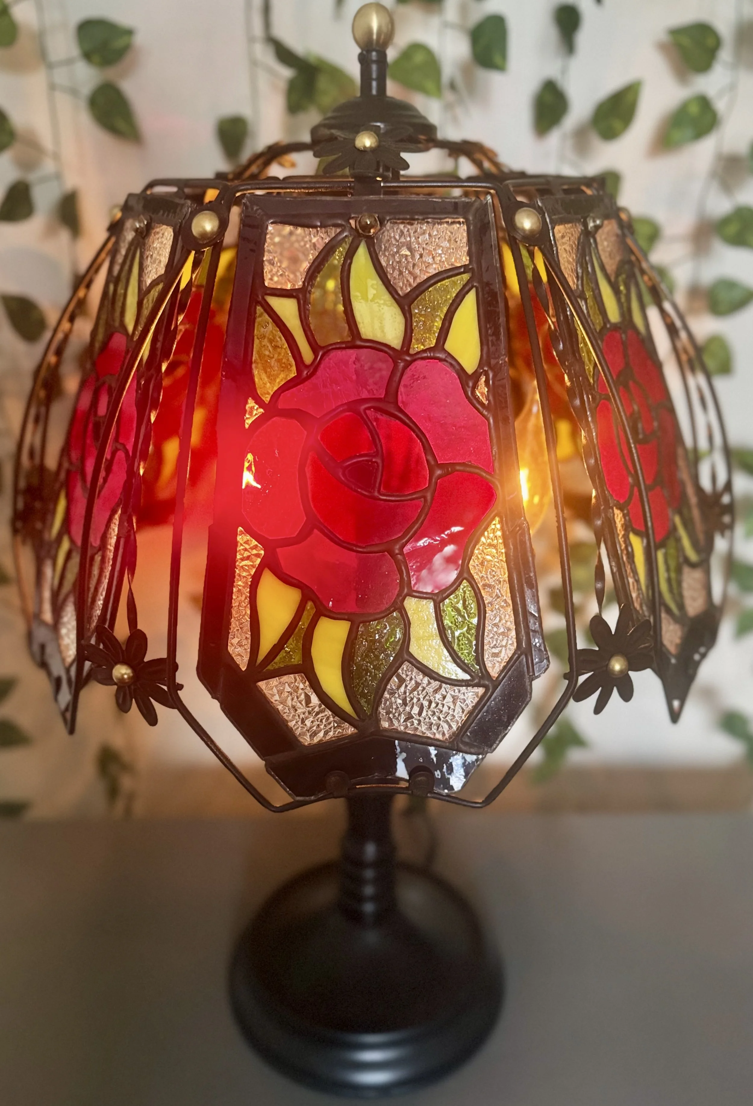 Rose Stained Glass Lamp