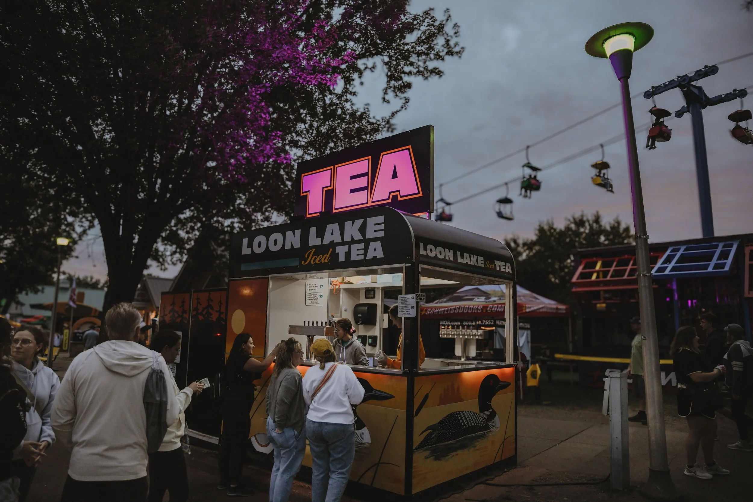 Loon lake Iced Tea Booth at Mn State Fair