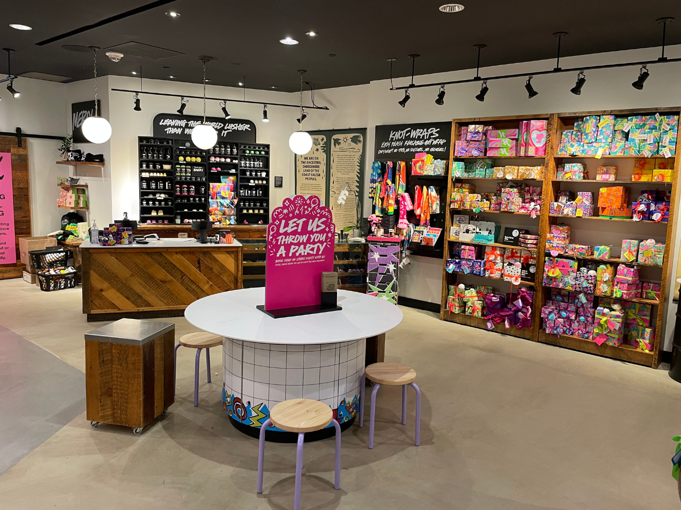 Lush Cosmetics Interior 2.png