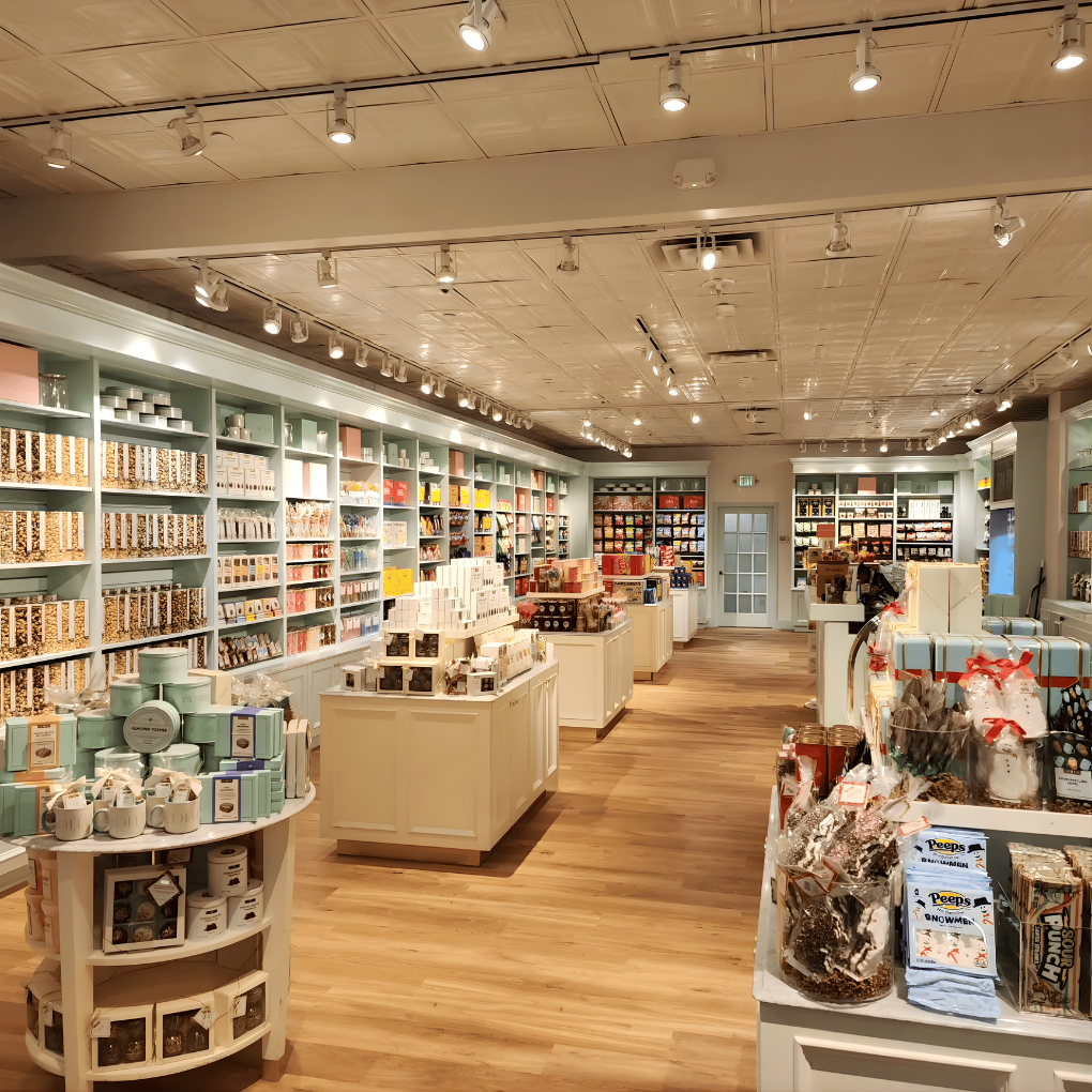 Lolli & Pops Interior 2.png