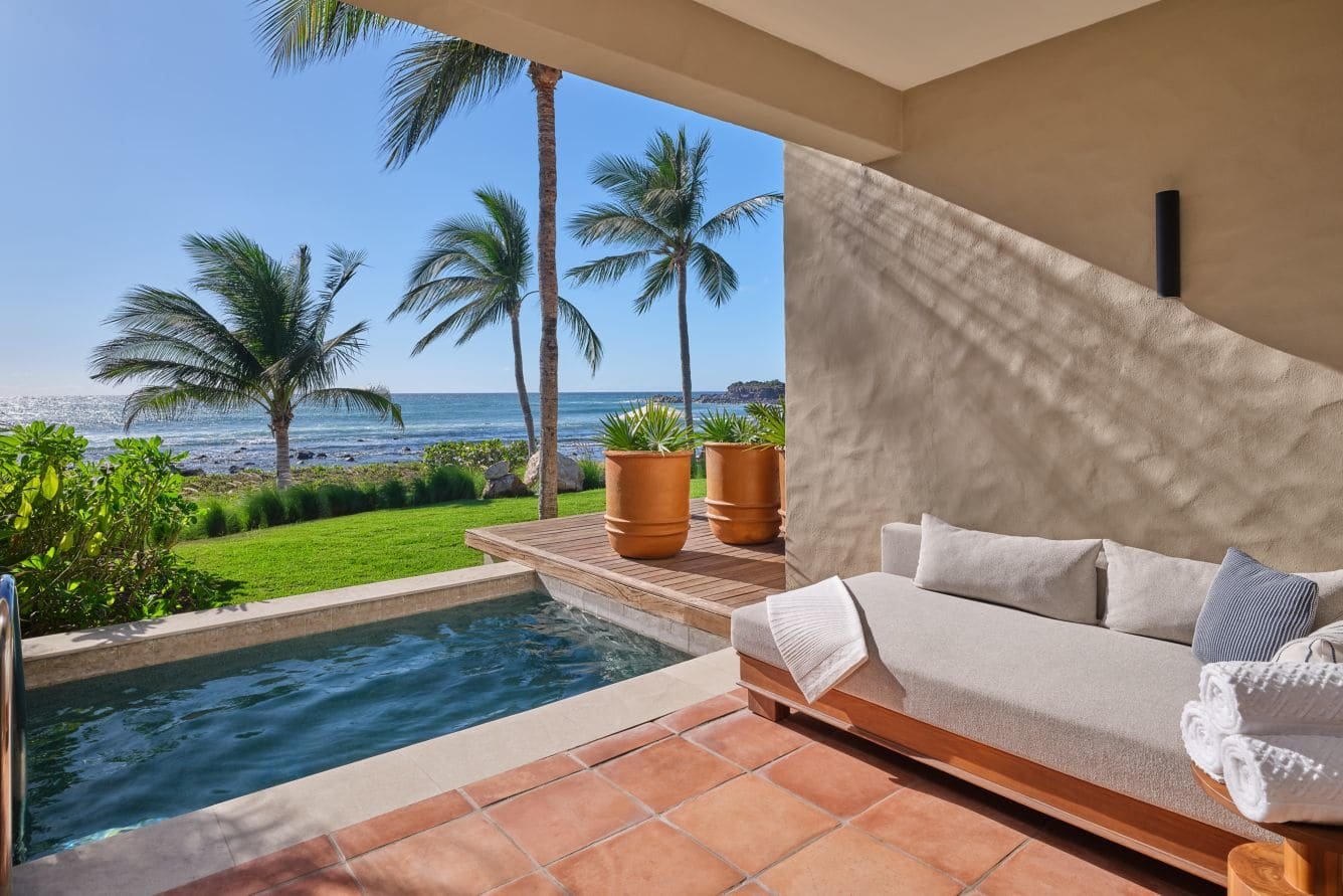 St Regis suites with private plunge pools