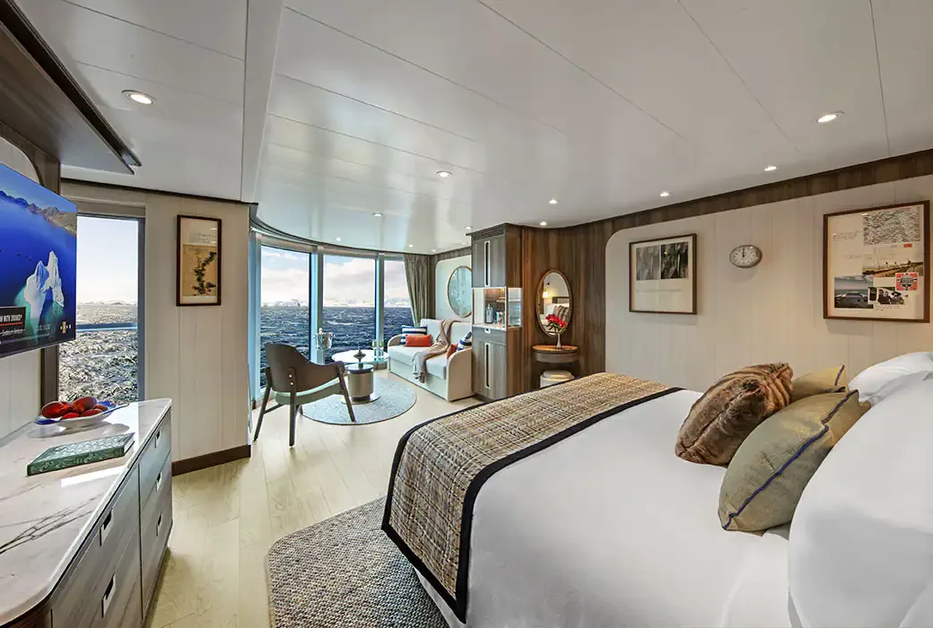 Panaroma Penthouse Suite on Seabourn Pursuit (PC: Seabourn)