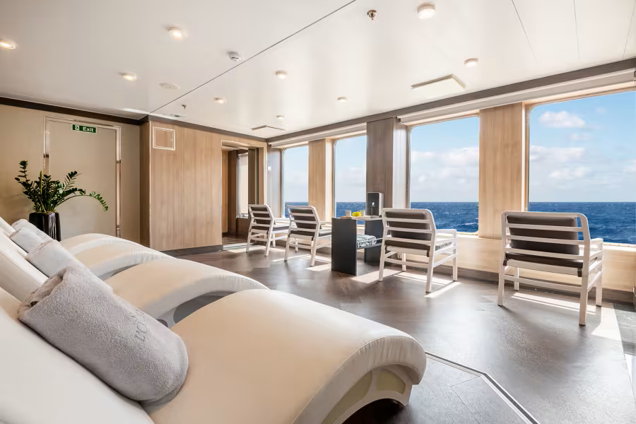 Tundra Spa on World Voyager