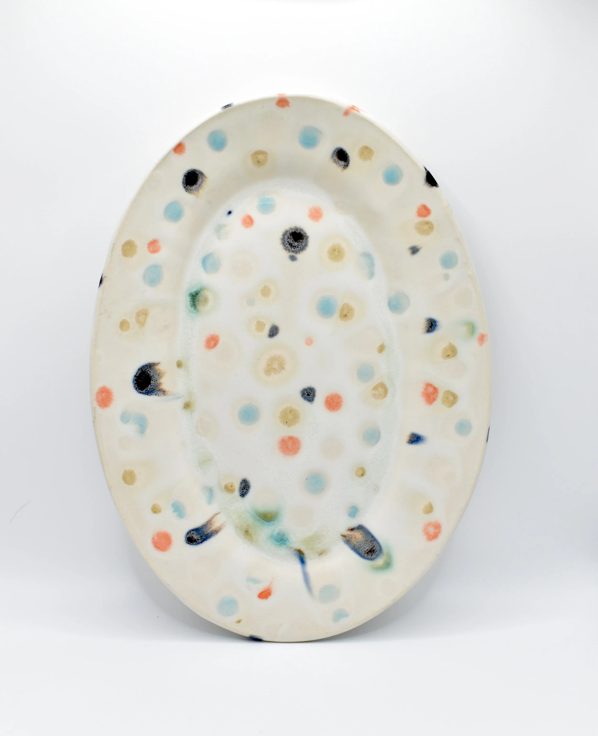 Oval plate (D)