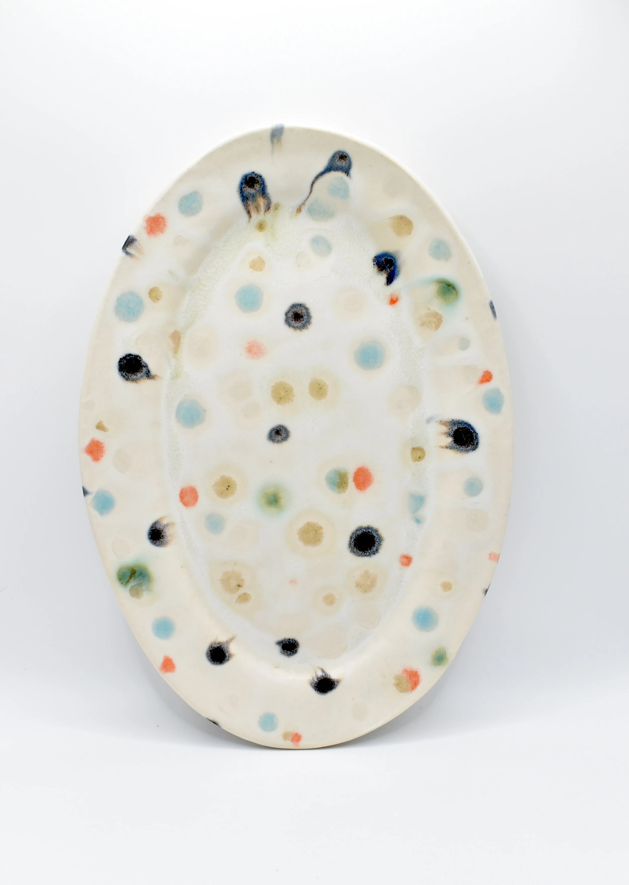 Oval plate (E)