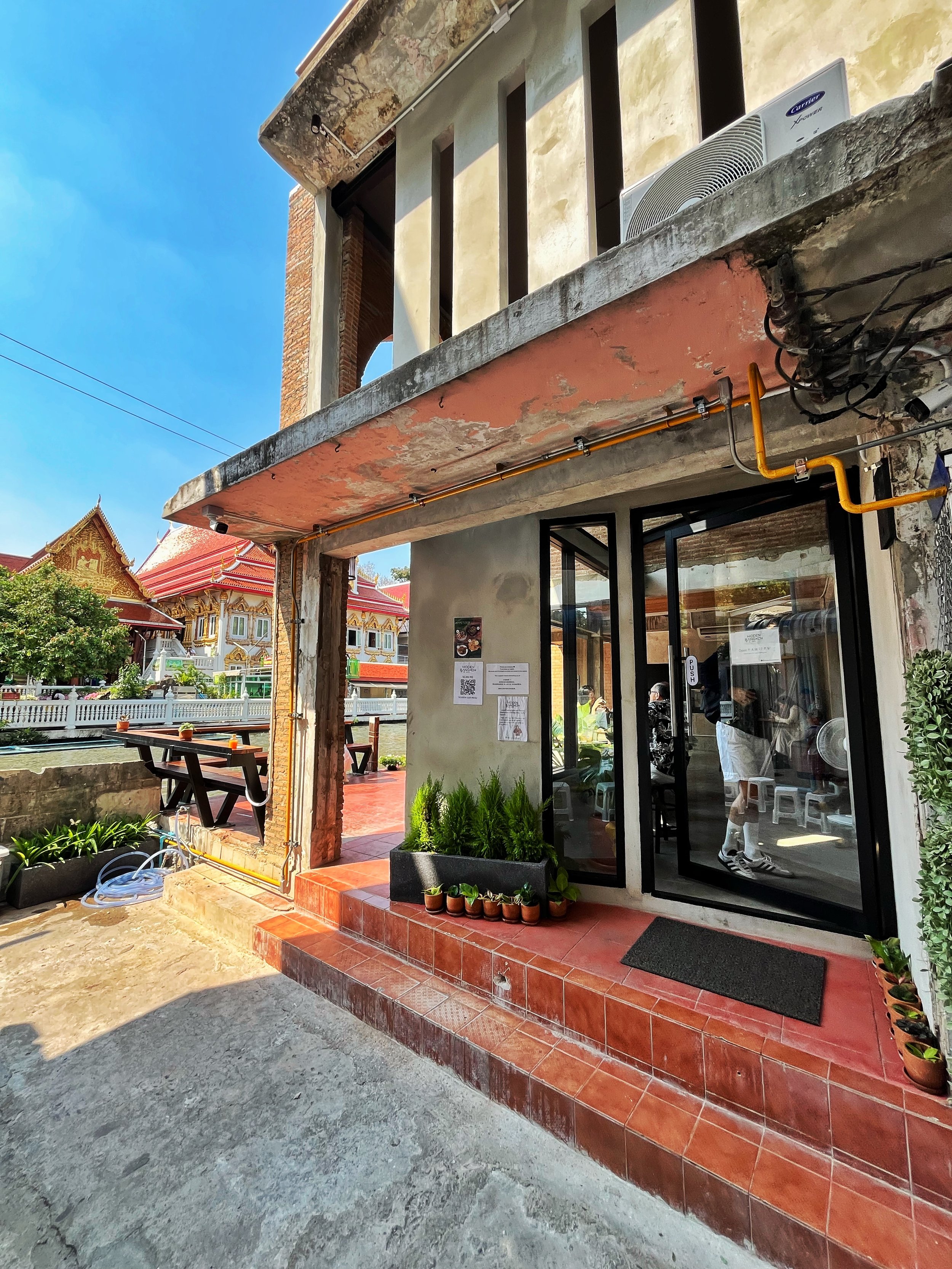 Hidden Bangkok Cafe - Bangkok