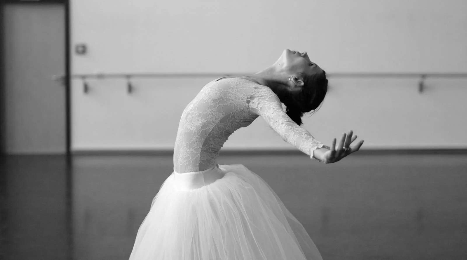 Pilates, Cadillac, Reformer, Mat Pilates, Props, Pilates Band, Pilates Ball, Online class, strength training, Pilates ring, Pilates trainer