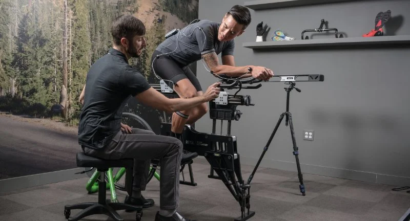 When Data Becomes the Shortcut: Technology, Normalization, and the Cost of Scale in Bike Fitting