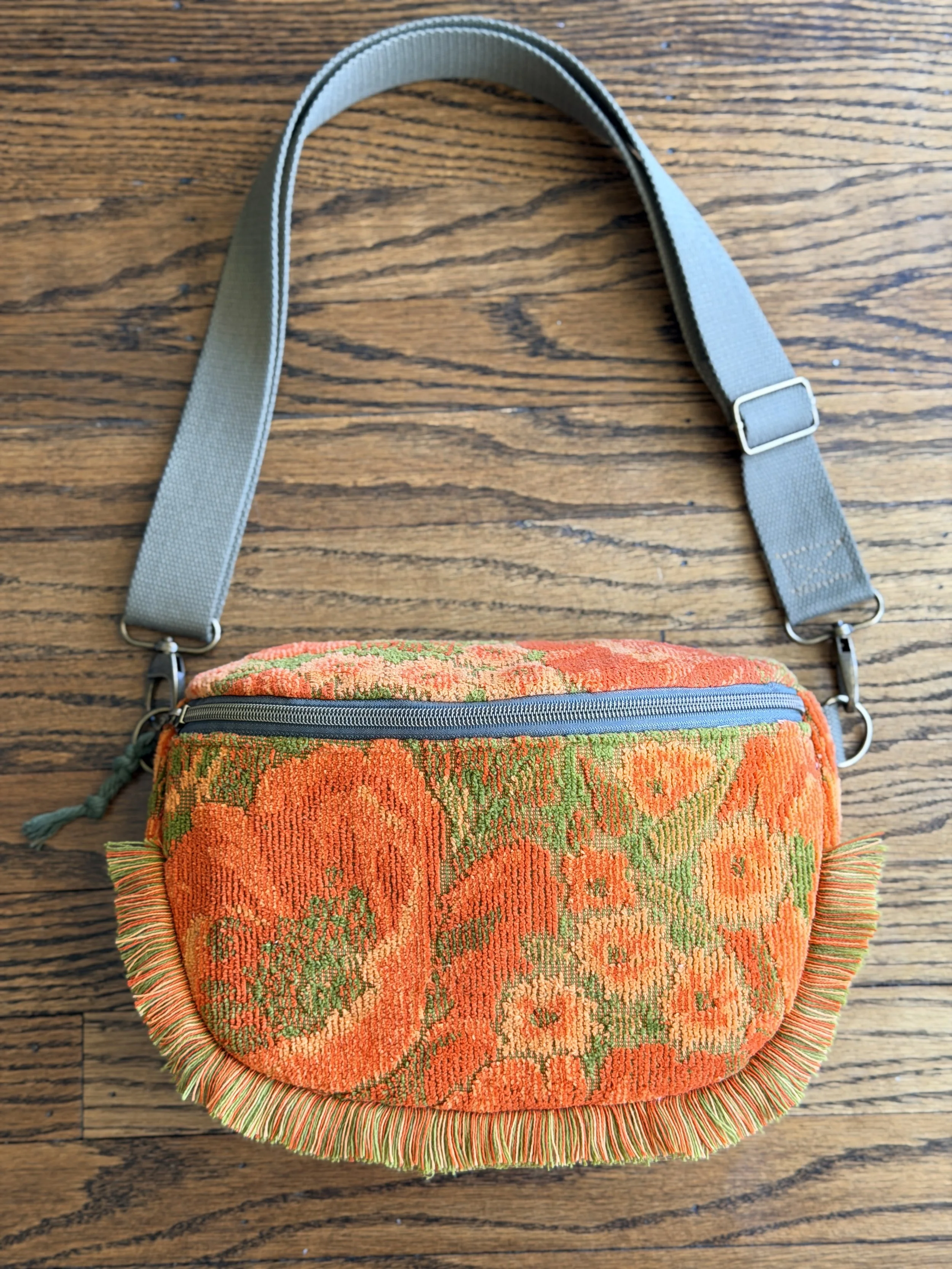 Crossbody Belt Bag - Avacado Toast