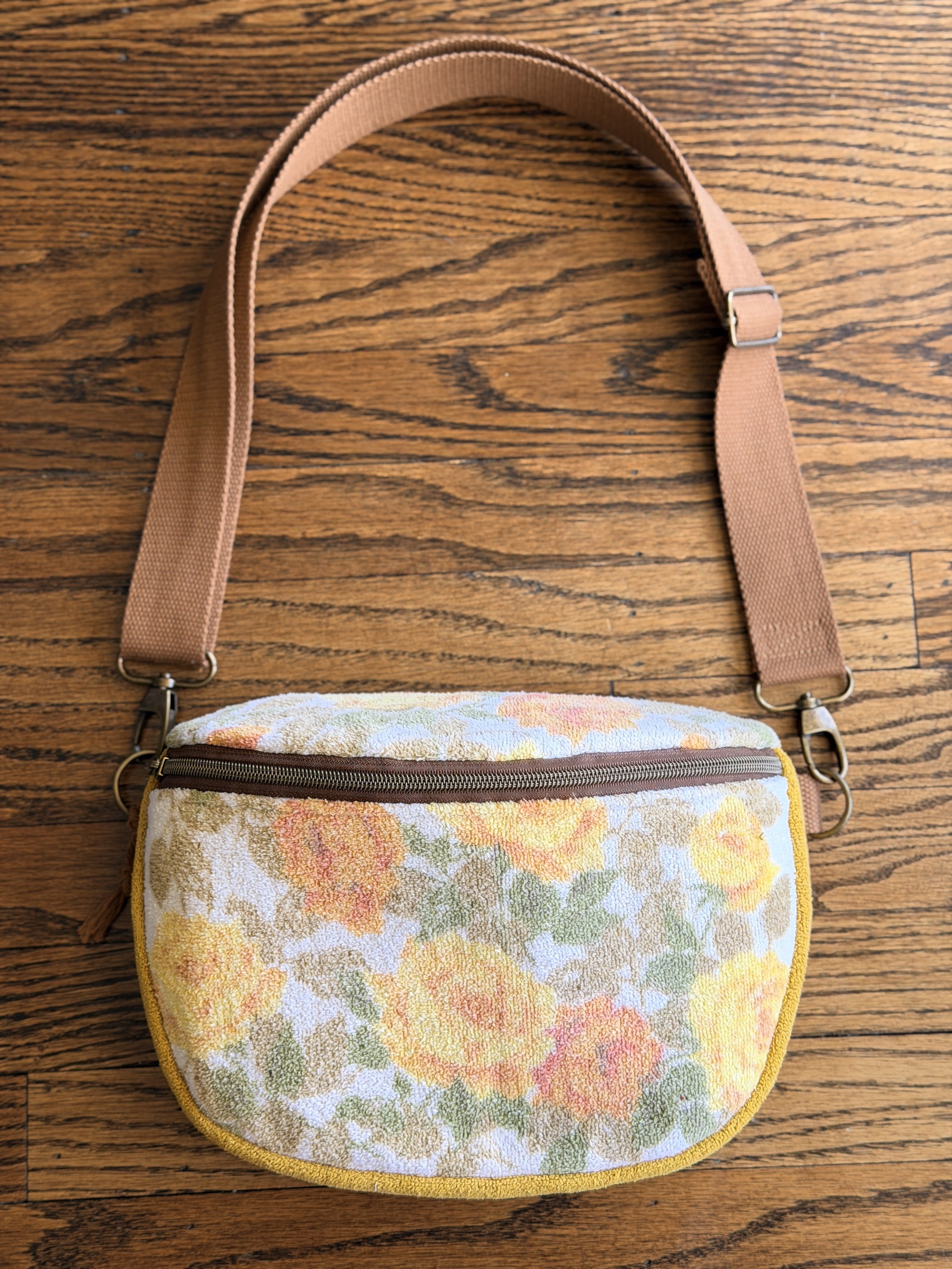 Crossbody Belt Bag - Rose Butter