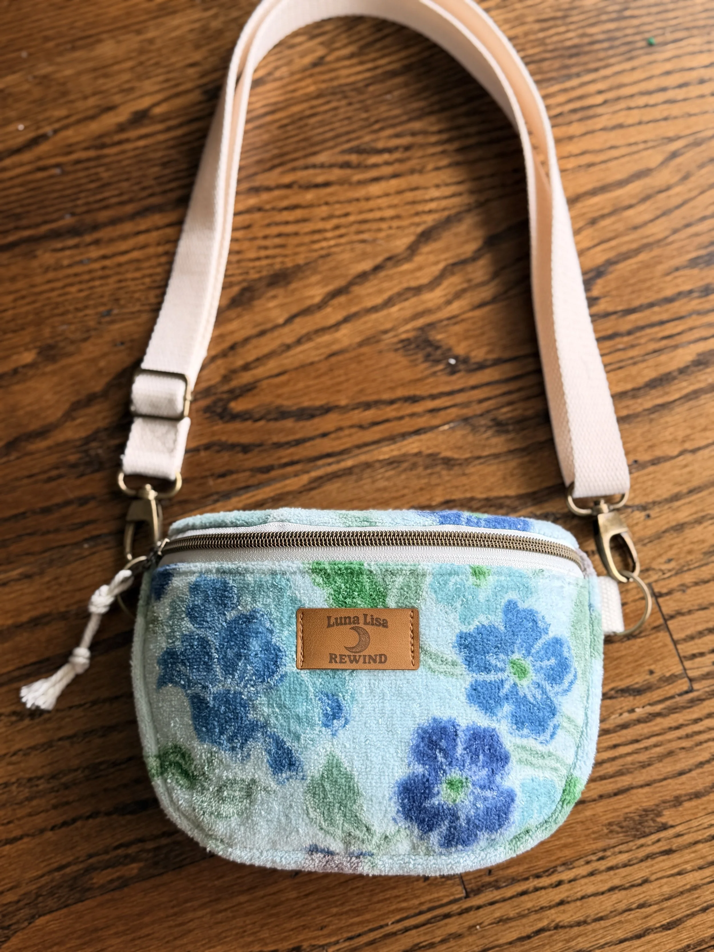 Crossbody Belt Bag Mini - Blue Velvet