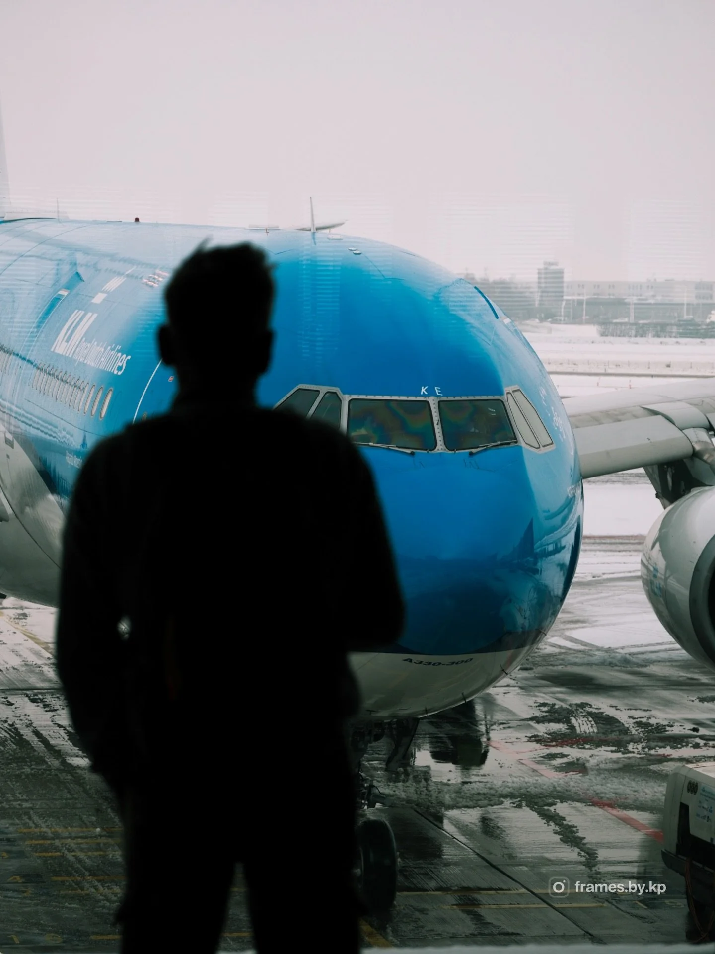 Unbothered by the chaos on Schiphol