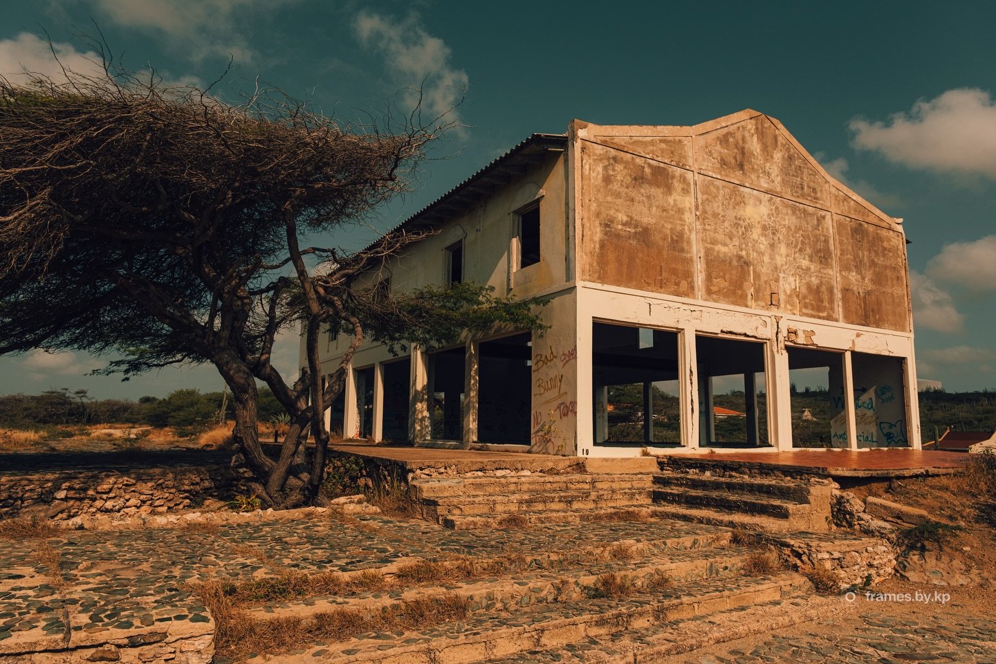 Had a nice walk today with @shotbyjuud to the gold mill ruins