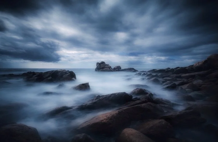 you don&rsquo;t hear this place
you feel it settle in your chest