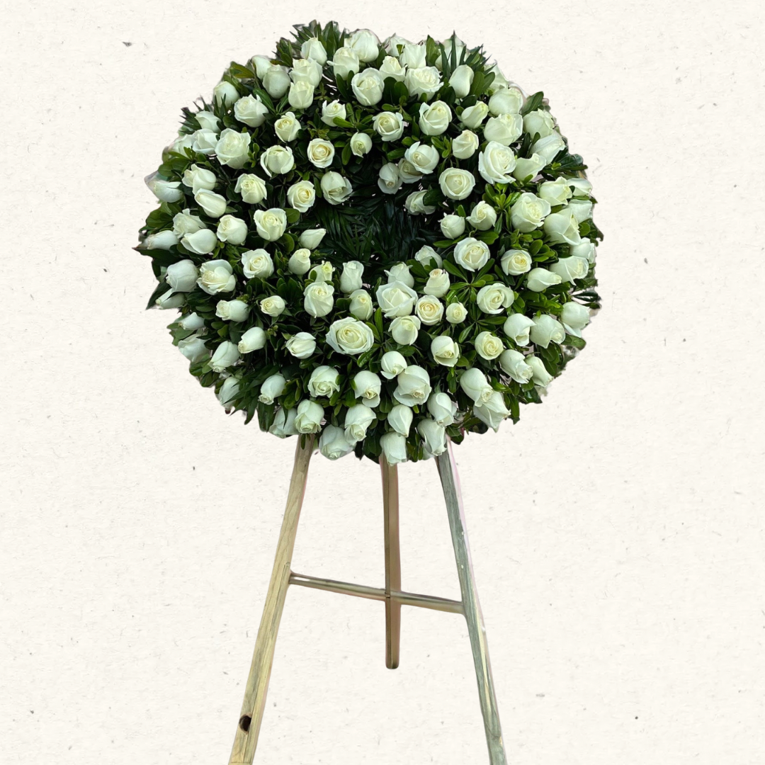 CORONA DE ROSAS BLANCAS