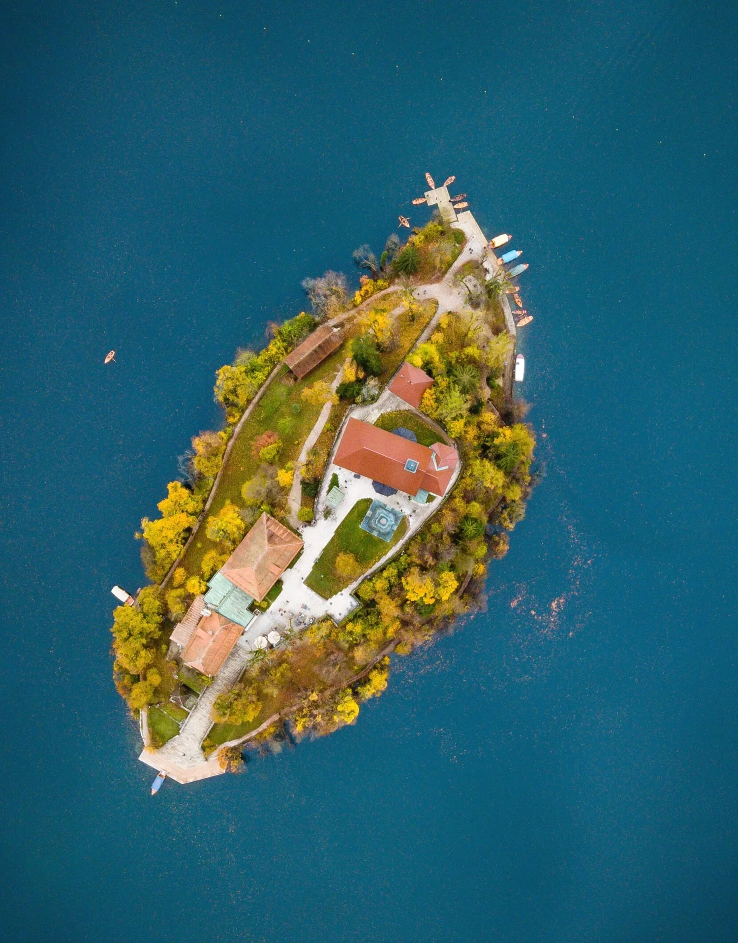 BUYING LAND - THINGS TO CONSIDER WHEN BUILDING