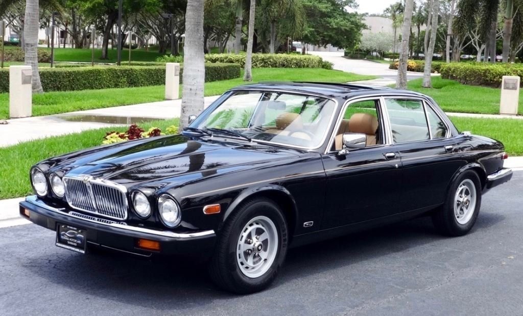 FOR SALE - 1987 Jaguar XJ6