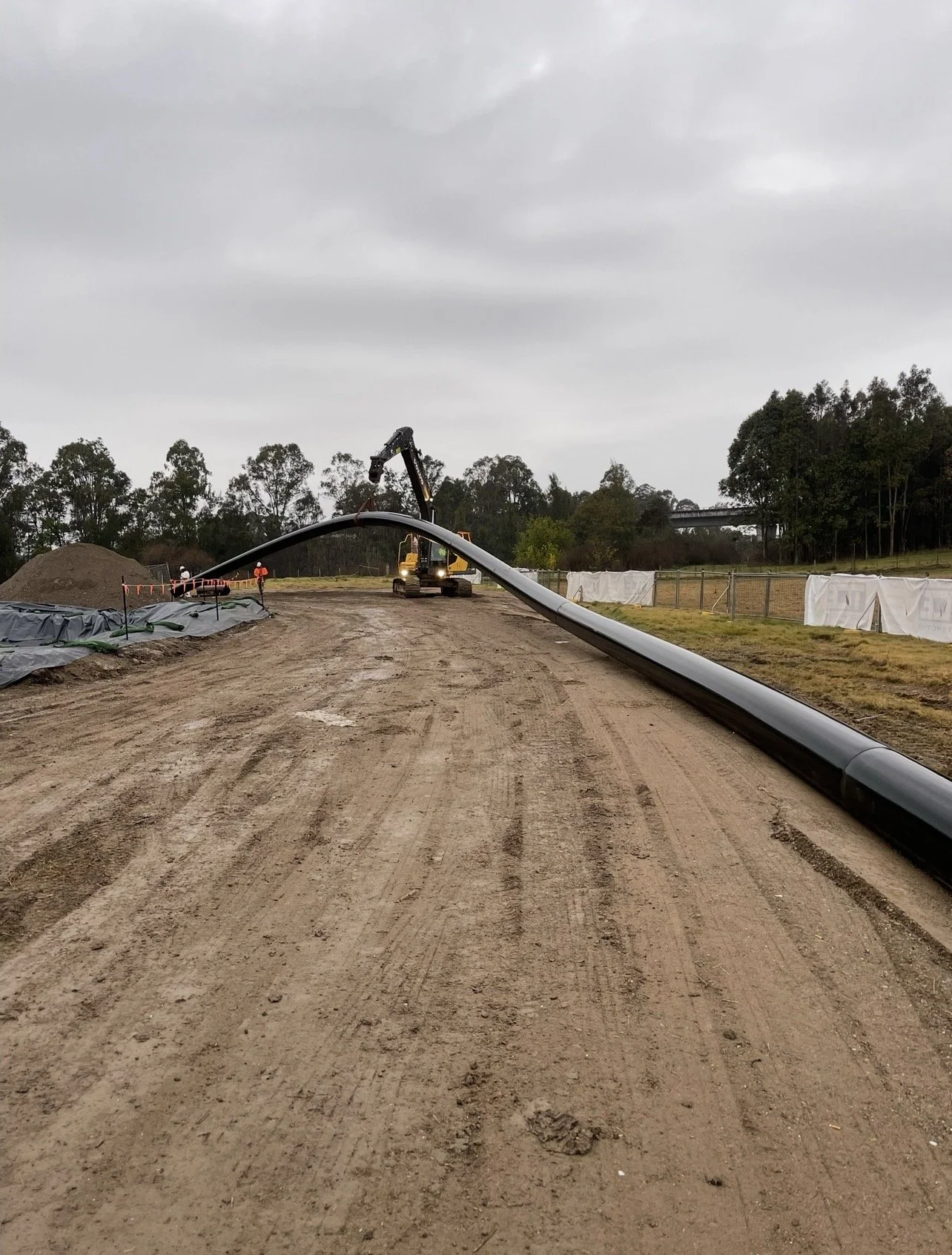 horizontal directional drilling,hdd,boring,underbore,bore, boring,drill,directional drill,pipe,pipes,sewer,main,mains,water,electricity,electric,power,telecommunications,telecommunication,power,gas,conduit,conduits,stormwater,trenchless