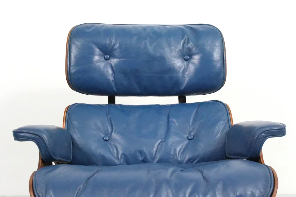Blue restored Eames lounge