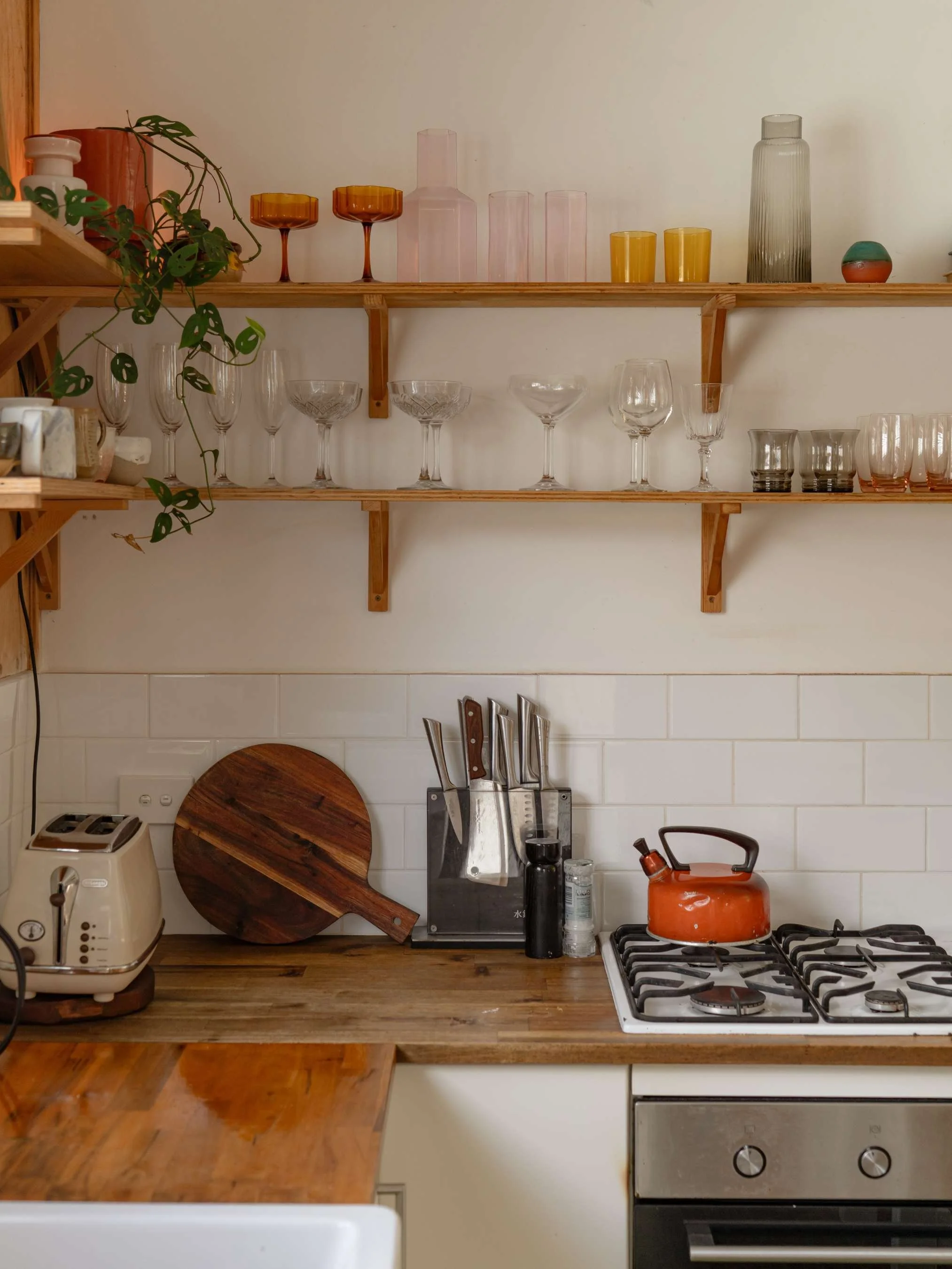Kitchen countertop of Crescent Head Airbnb Beach Surf Shack