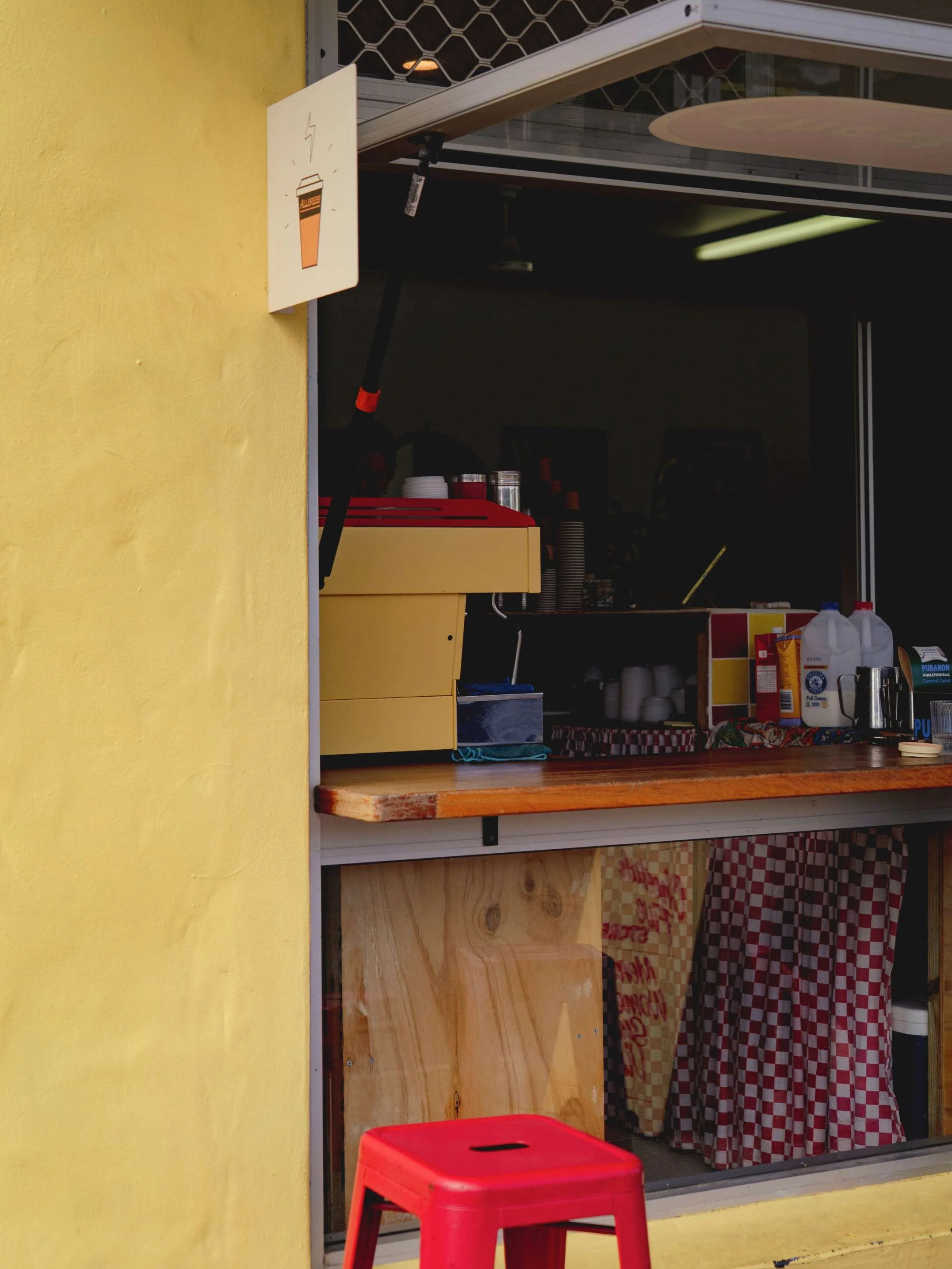 Cheetah Five Cafe photography in Crescent Heads, NSW Australia coffee spot for beach locals with a gift shop and clothing store 