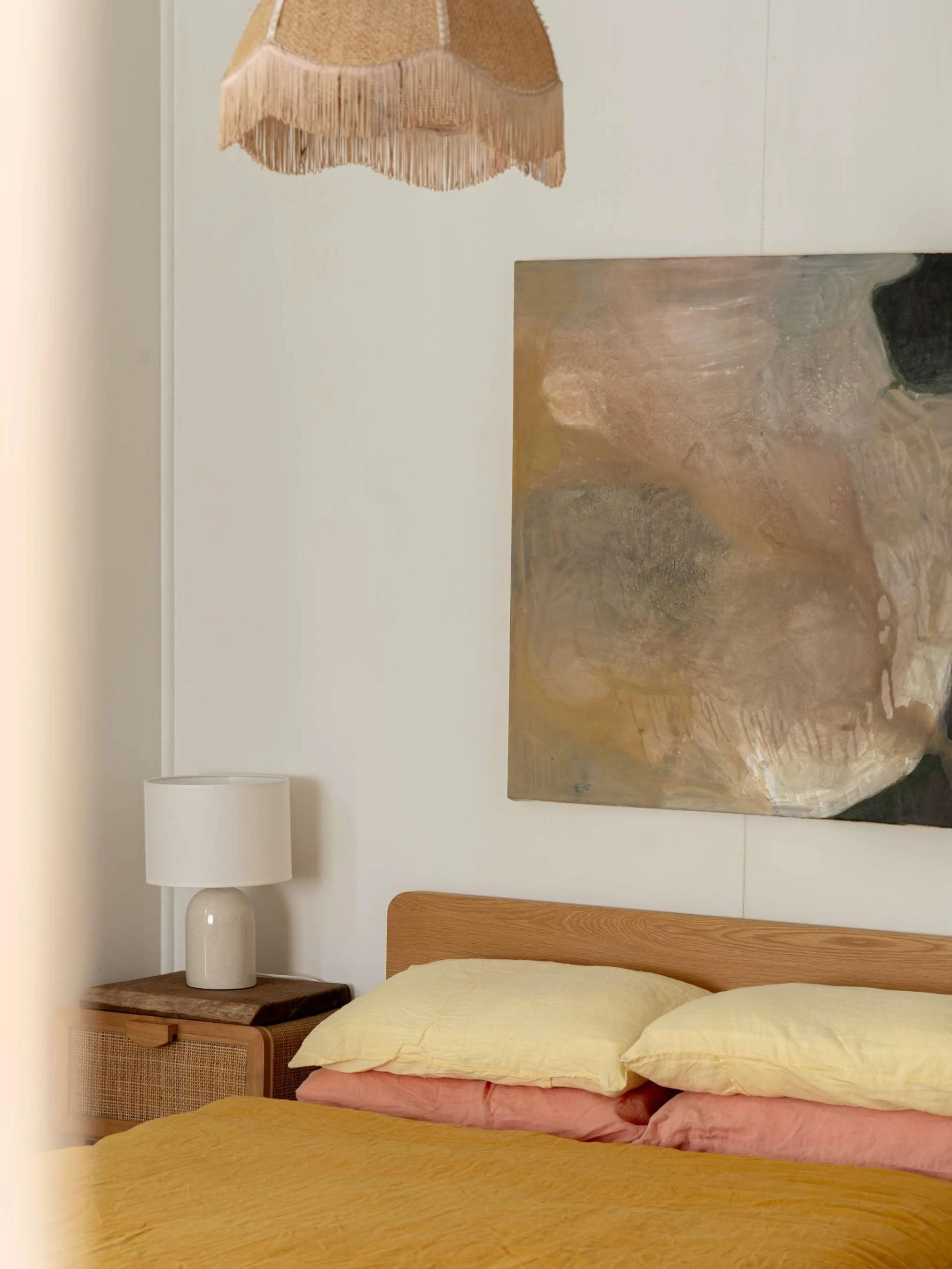 Crescent Head Beach Shack Airbnb Photography, bedroom photoshoot at Beachouse in NSW Australia in a 70s-inspired house to rent on the north coast of Aus