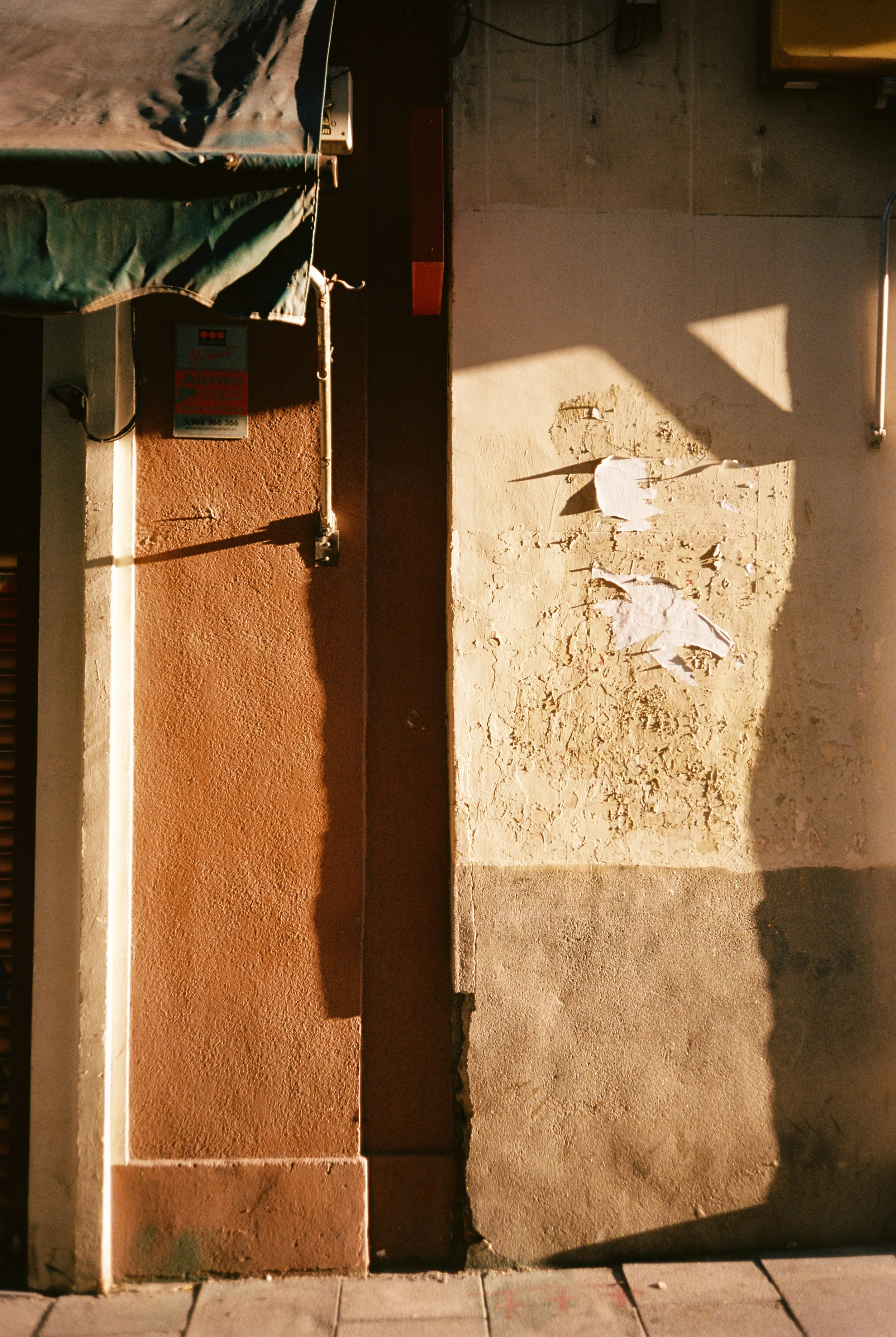 Golden Light, Madrid
