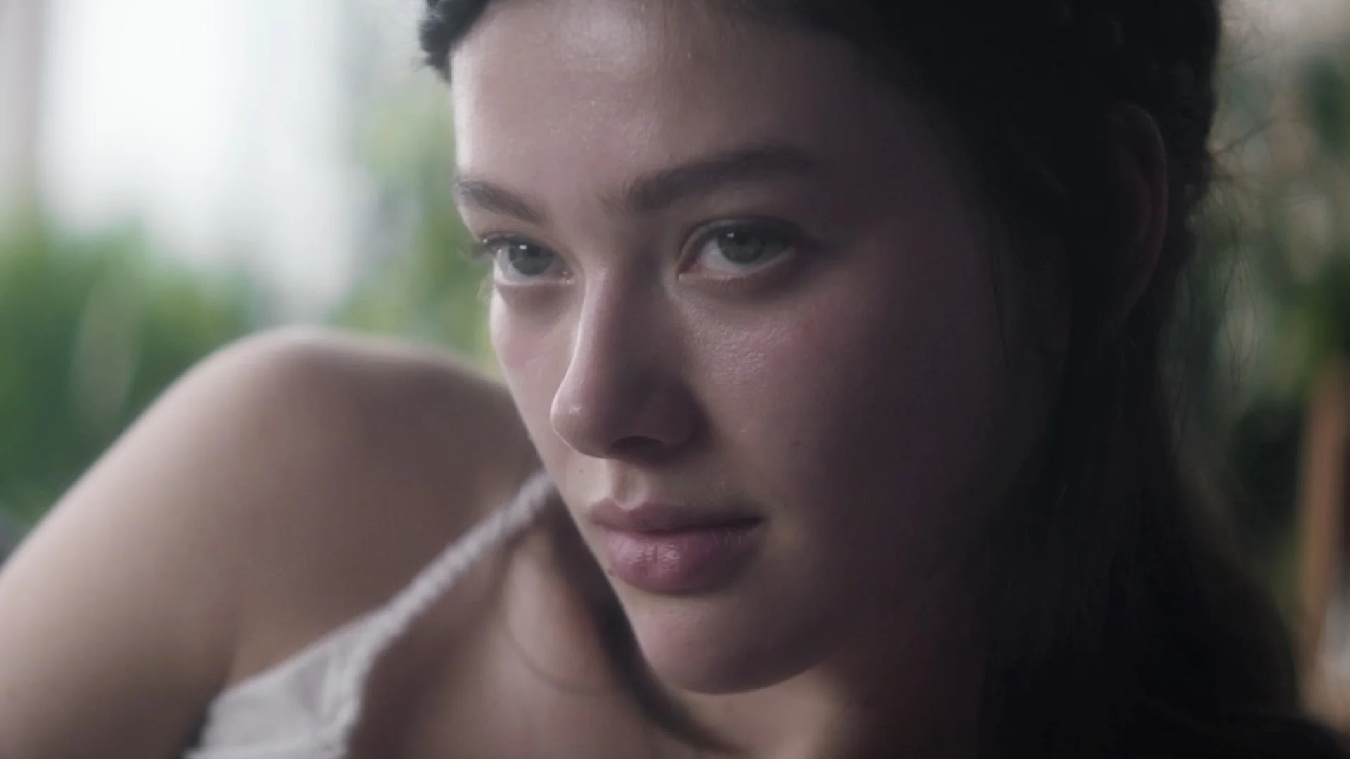 Jess Alexander in Glasshouse, which won five South African Film and Television Awards in 2022 - the most of any film that year. PR by Plot Twist. 