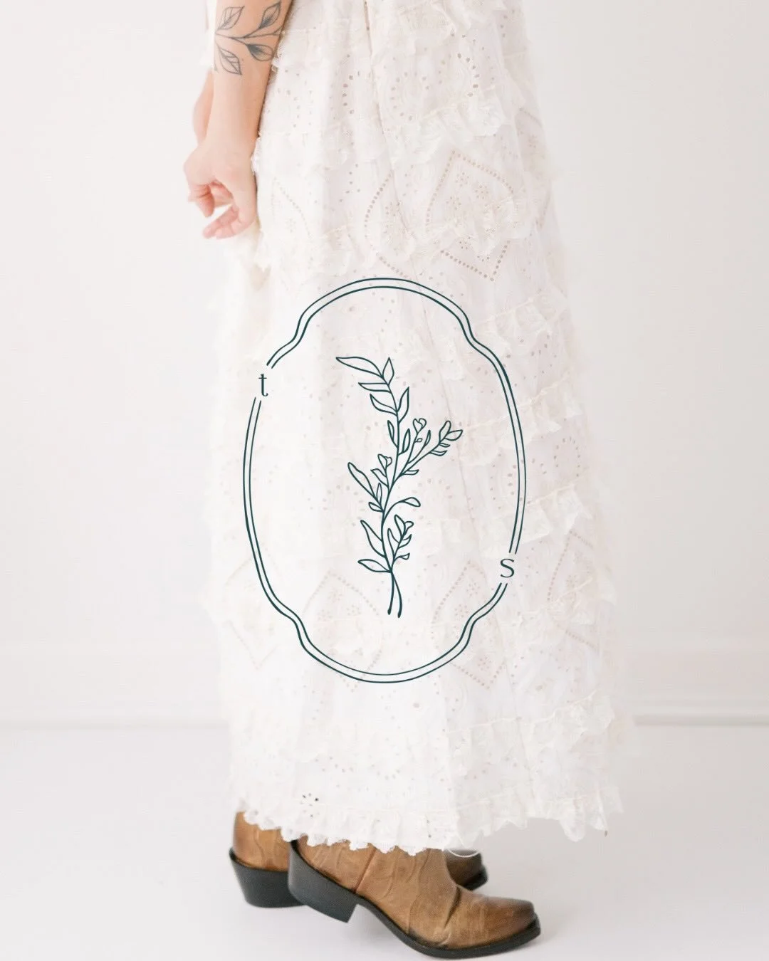 Let&rsquo;s see the brand in action!
If you&rsquo;ve ever wondered what a session with me actually feels like I highly recommend taking a walk around the website. You can see everything that&rsquo;s included in each type of session, my approach to ha