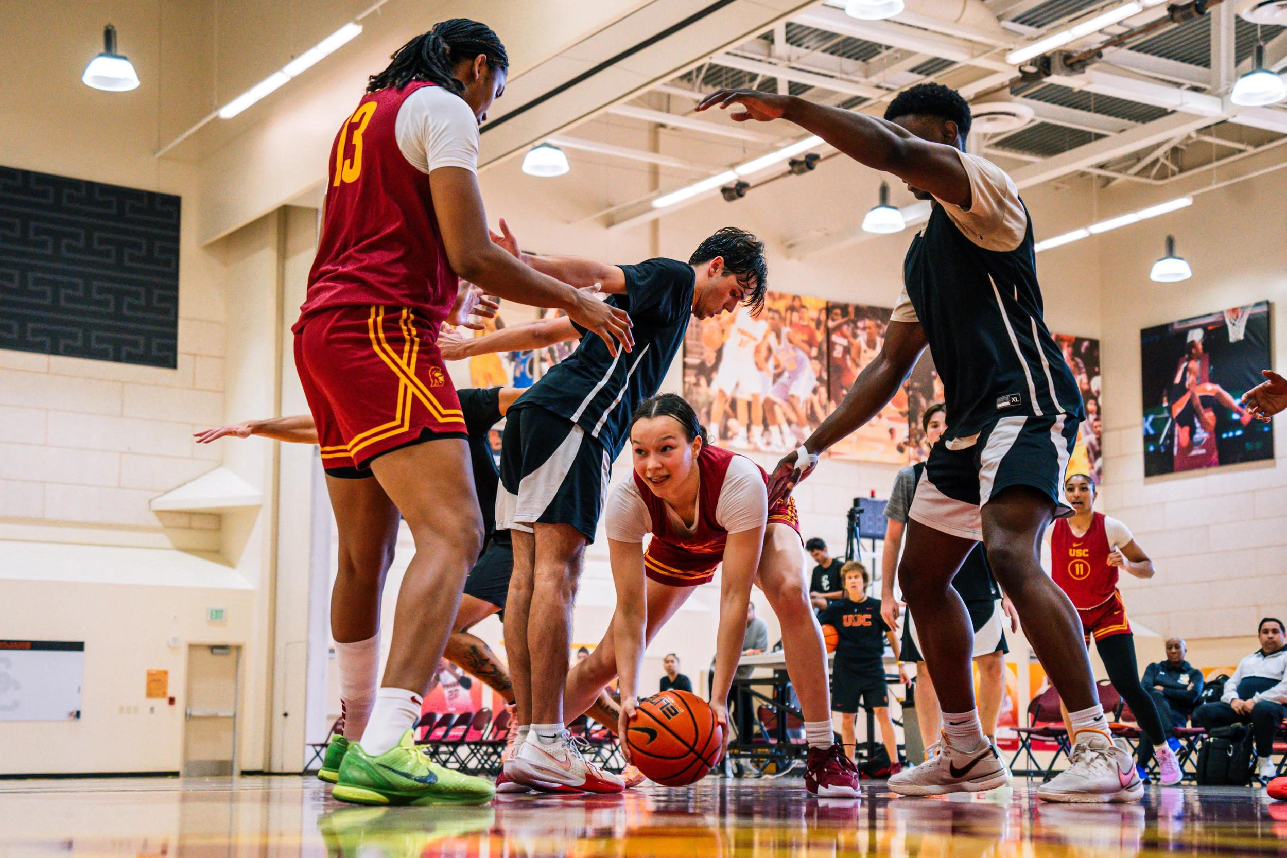 241015_uscwbb_practice-56.jpg