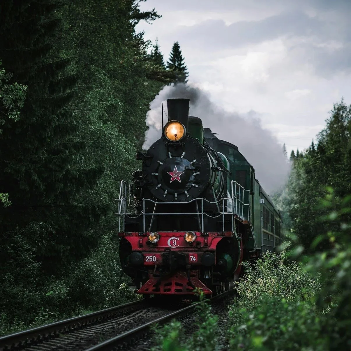 When Your Capacity Isn’t Stable: AuDHD Fatigue, Hormones, and the Myth of Consistency