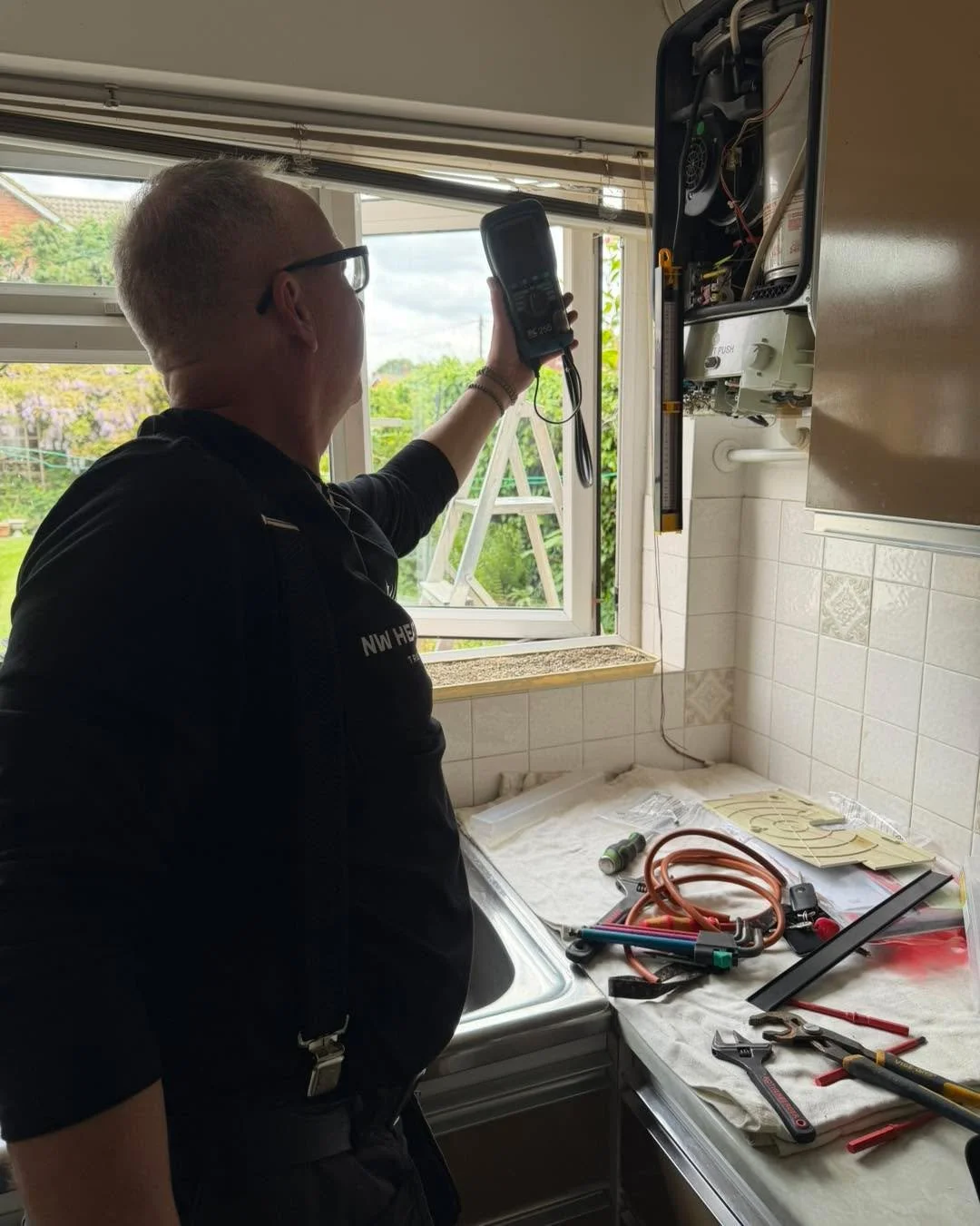 Boiler service and tap cartridge change for elderly customers of mine last week.
Always nice to see customers you&rsquo;ve had for 15 plus yrs, an catch up, when you only see each other once a year 😊 #Surrey #plumbing #Professional #heating #longsta