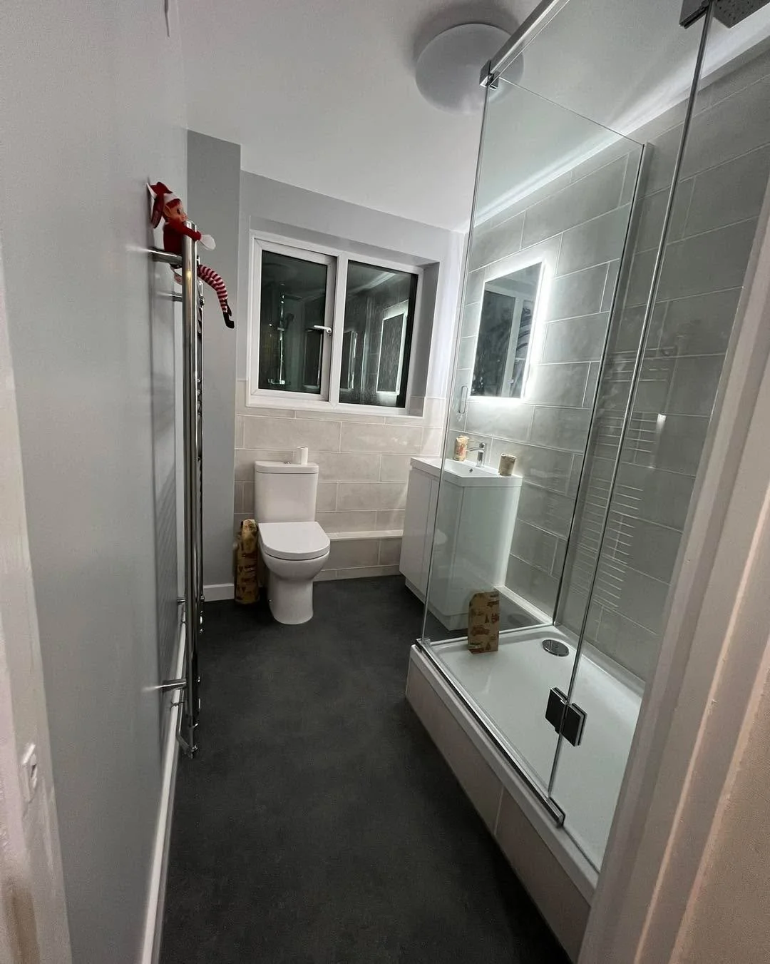 A customer asked me to change there old 60s untouched bathroom into a shower room, 2nd floor flat, old steel bath etc&hellip; I didn&rsquo;t really want to do it! But I did, nice customer to work for and it&rsquo;s always nice to create a nice finish