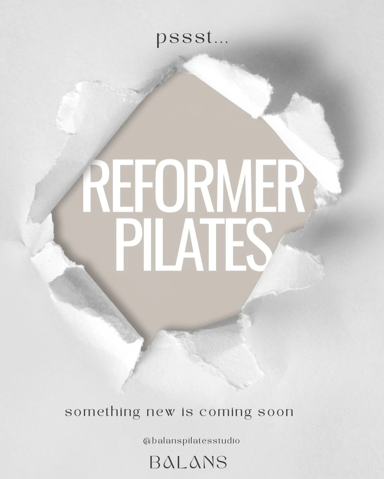 N&aring;got alldeles speciellt &auml;r p&aring; g&aring;ng.
Och det &auml;r n&auml;stan redo🤍 

Snart &ouml;ppnar V&auml;ster&aring;s nya Reformer Pilates studio! &Auml;r ni redo? #pilatesreformer #reformerv&auml;ster&aring;s #pilatesv&auml;ster&ari