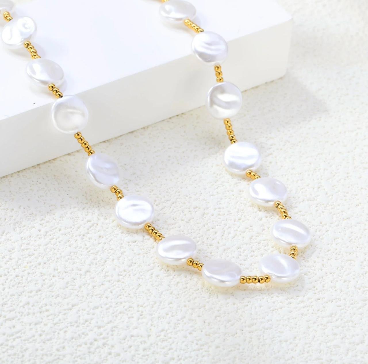 Pearl and Gold Beaded Necklace