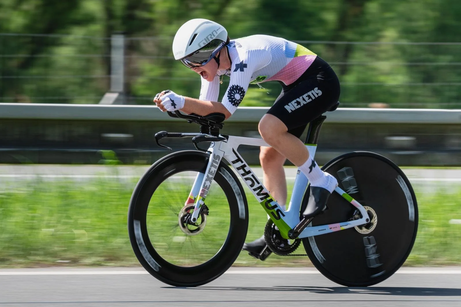 ERSTER INTERNATIONALER ZEITFAHR SIEG