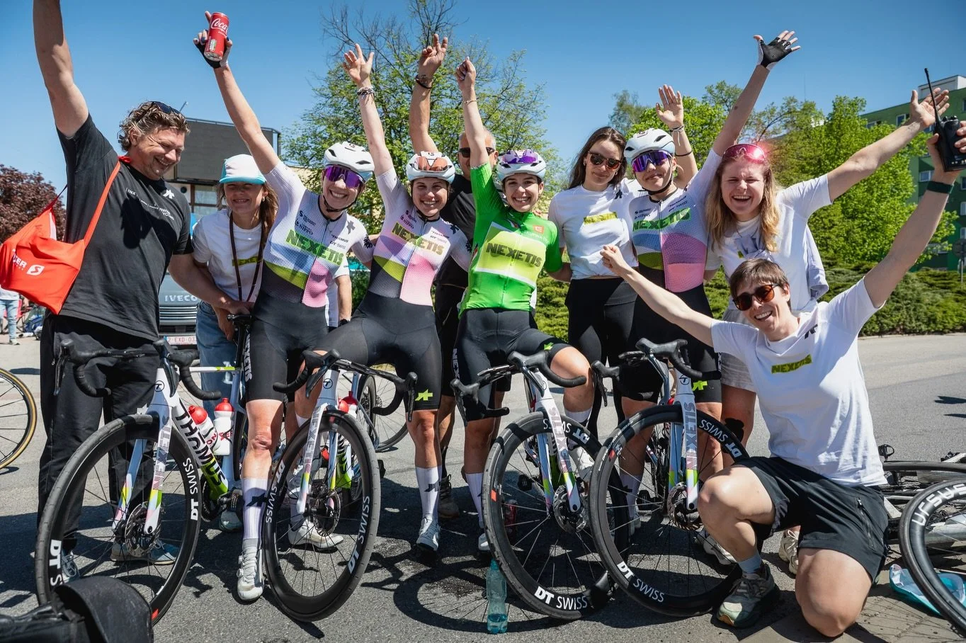 this team 🥹
it shouldn&rsquo;t just be me on that podium, but this whole amazing team who made it all possible 🩷
thank you, this was amazing! 🫶🏼💃🏻

-gracia 2.2-

📸 Josef Vaishar / @cycling.photography | @majeska.anka