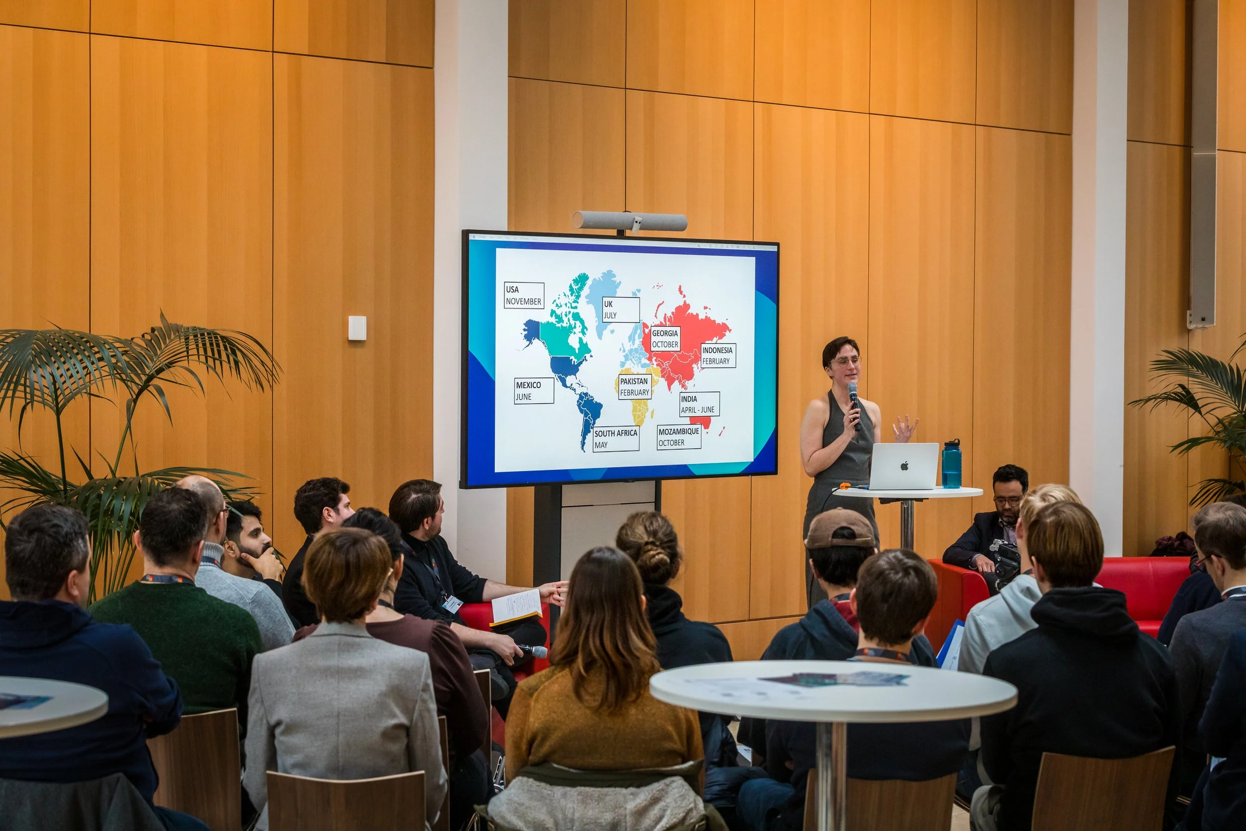  Principal Investigator Prof. Dr. Estariol de la Paz presenting the results of the study 