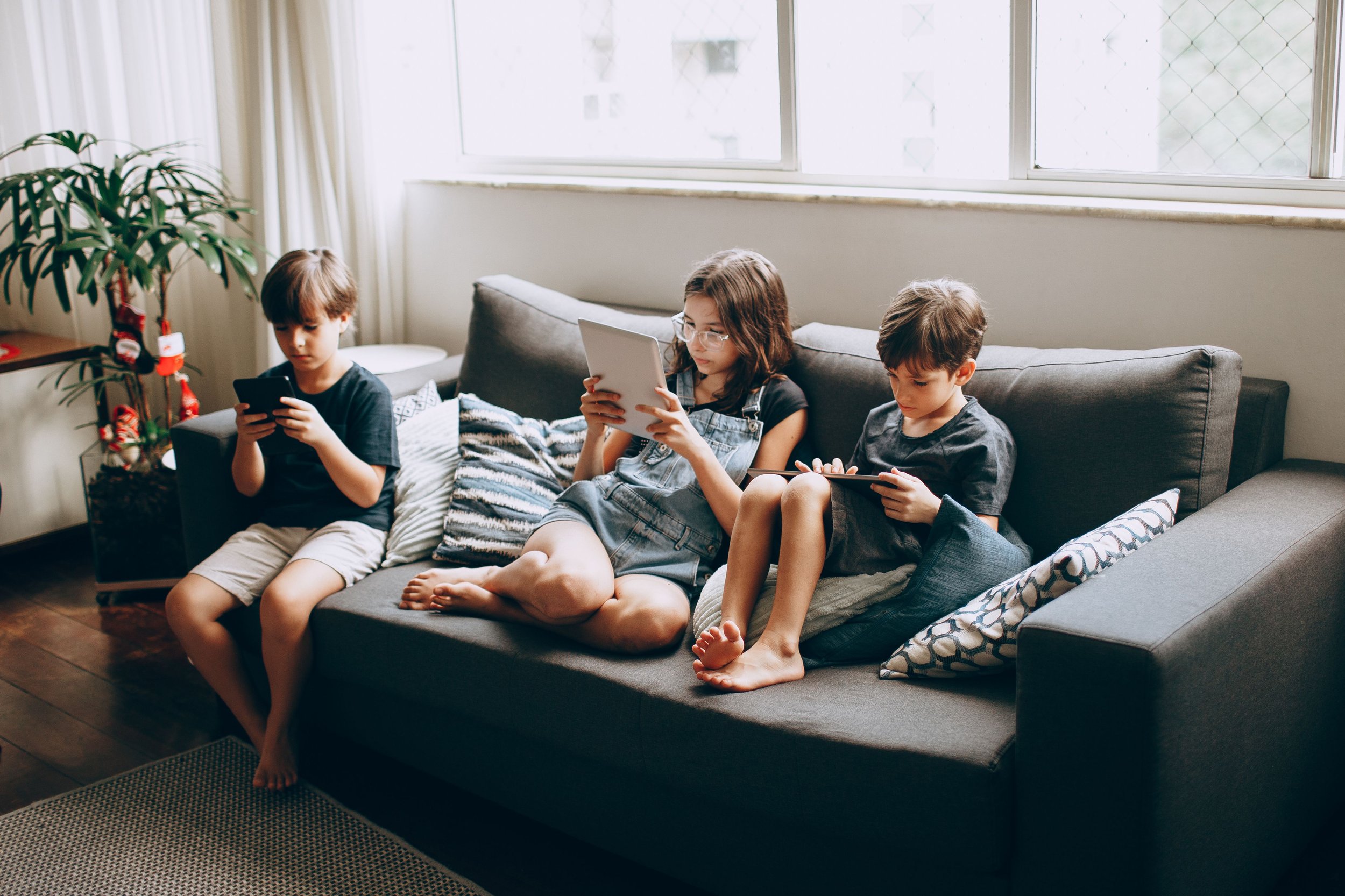 What to Know About the EU’s Plans to Restrict Social Media for Under-15s: Dr. Vasilis Ververis Answers Key Questions&nbsp;