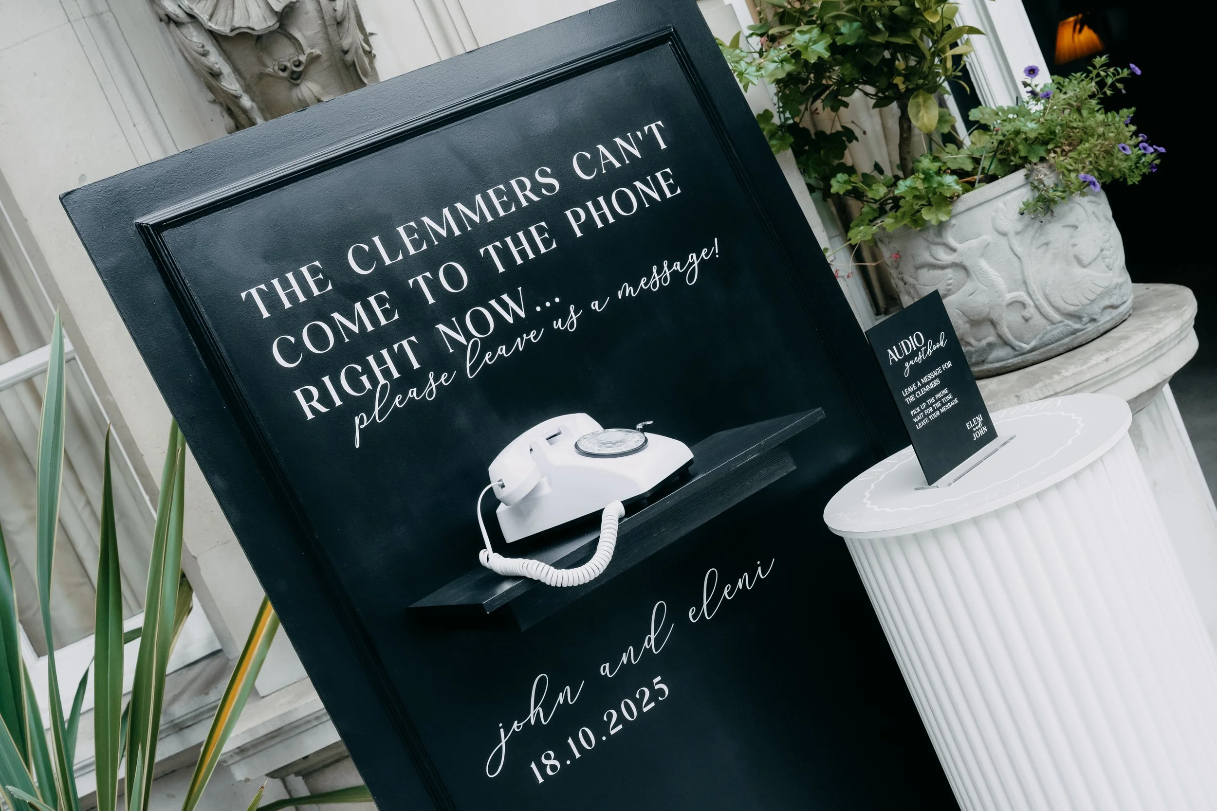 The hidden costs of DIY Wedding signs