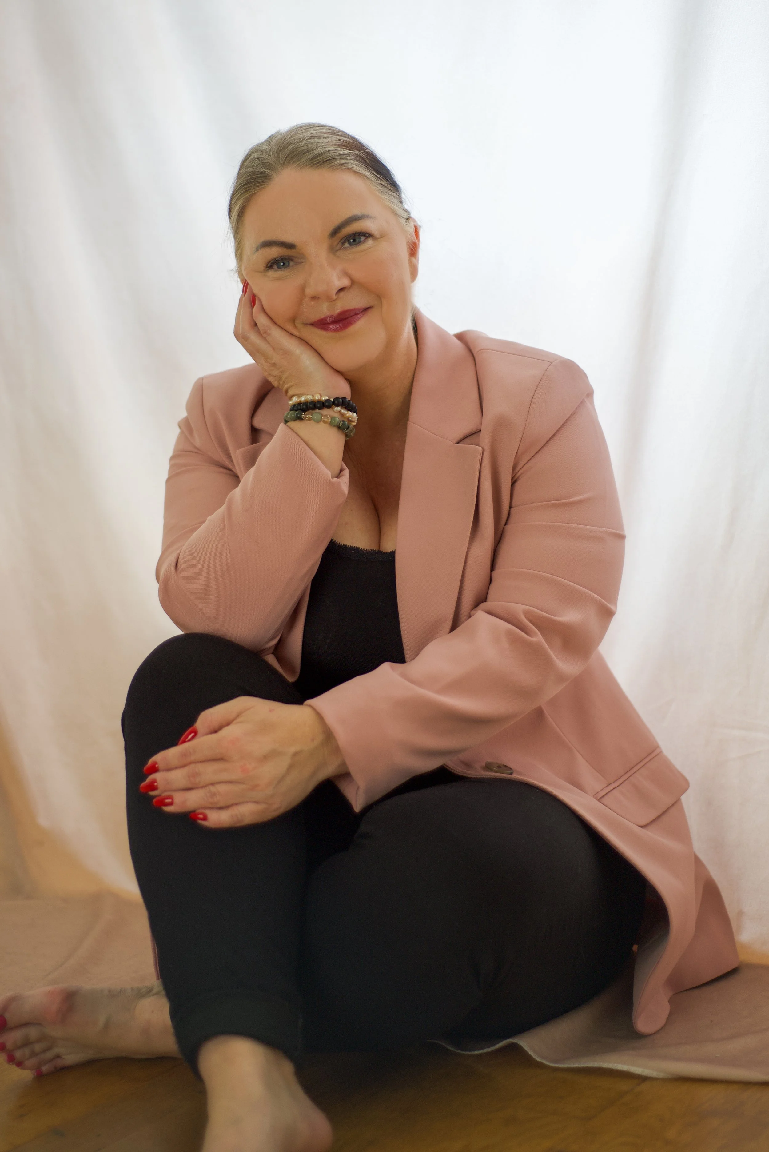 From Excuse to Superpower — What Being a Single Mother Really Means for Me 