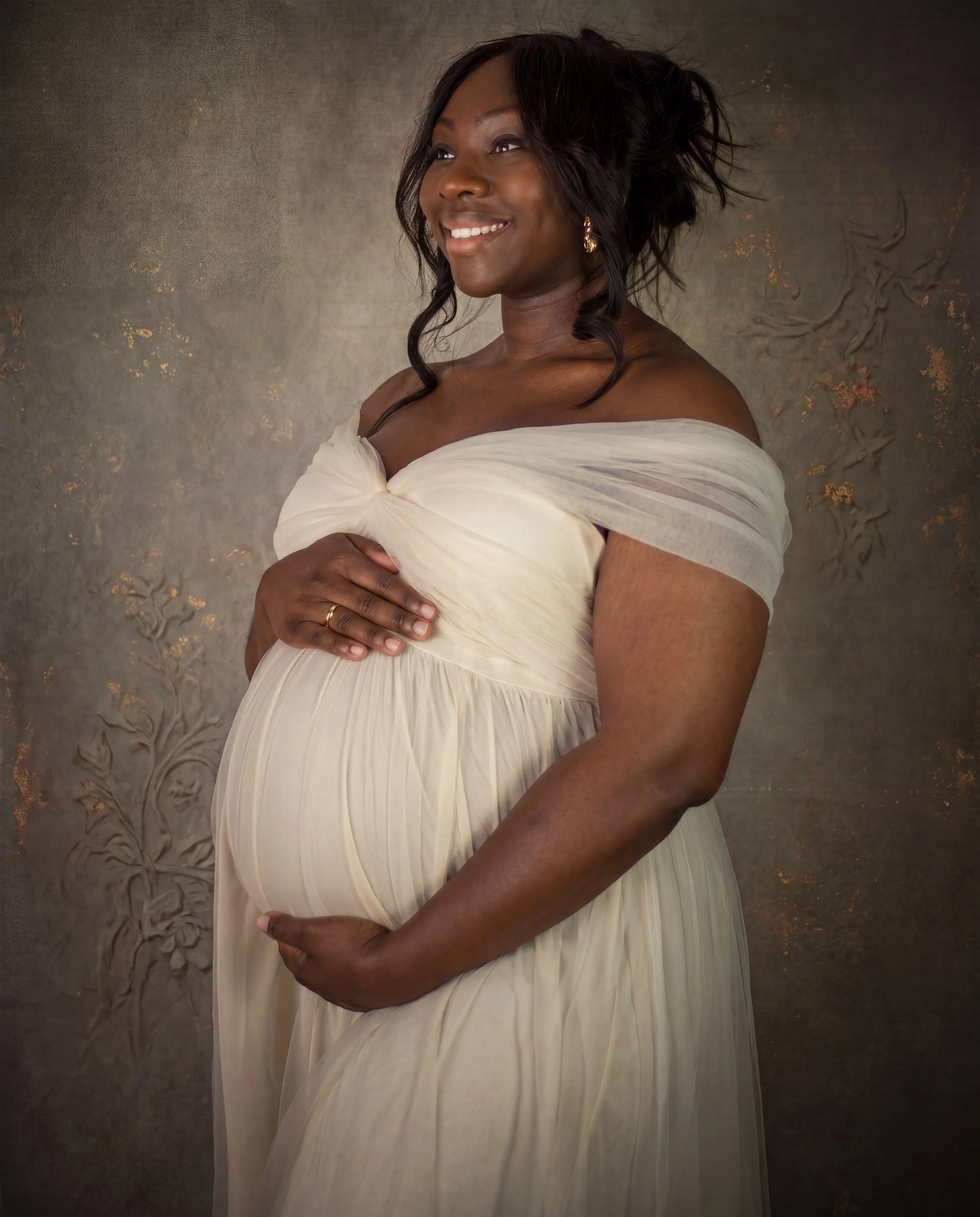 Fine art maternity photography in London and Surrey 