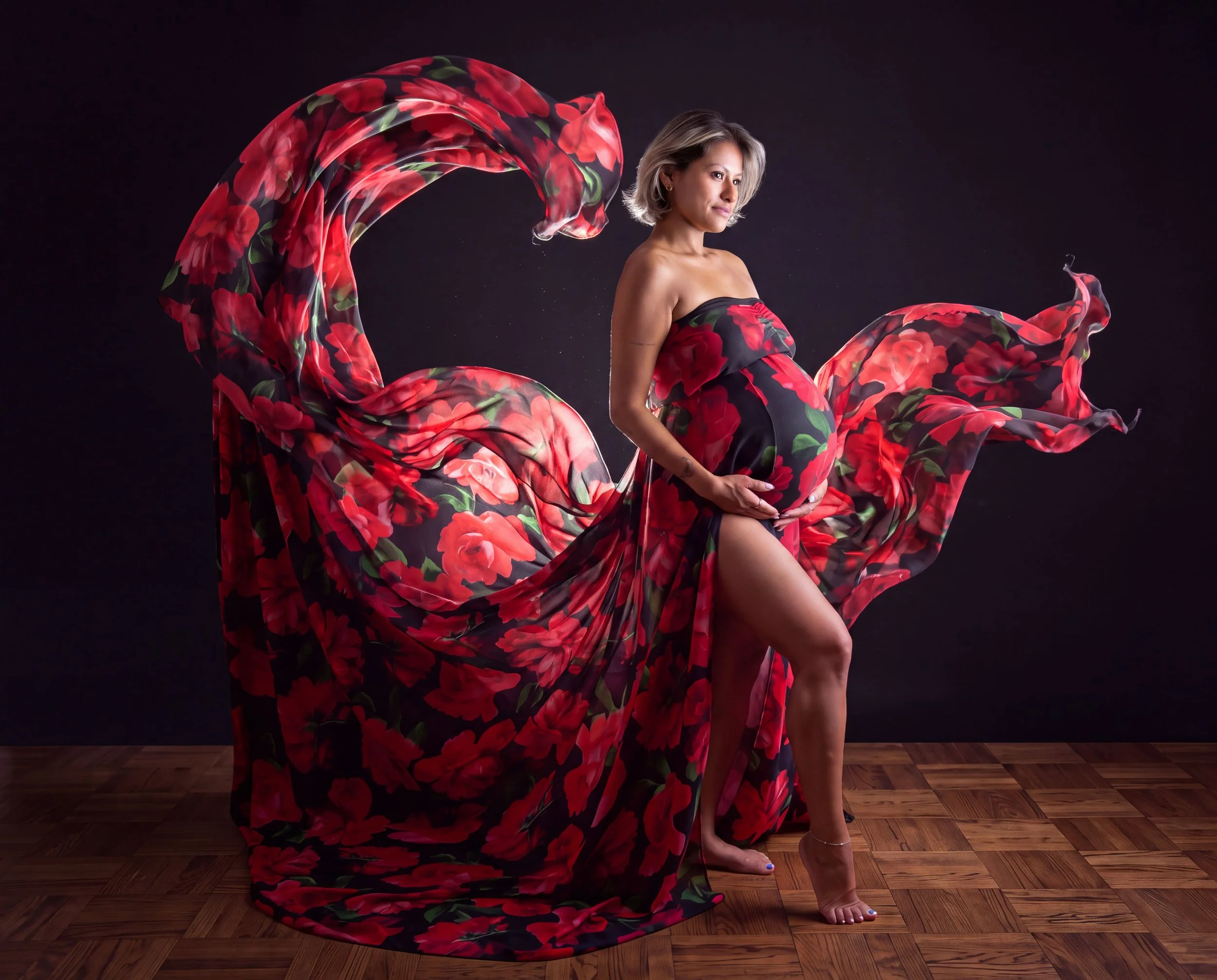 Fine art maternity photographer in London and Guildford 