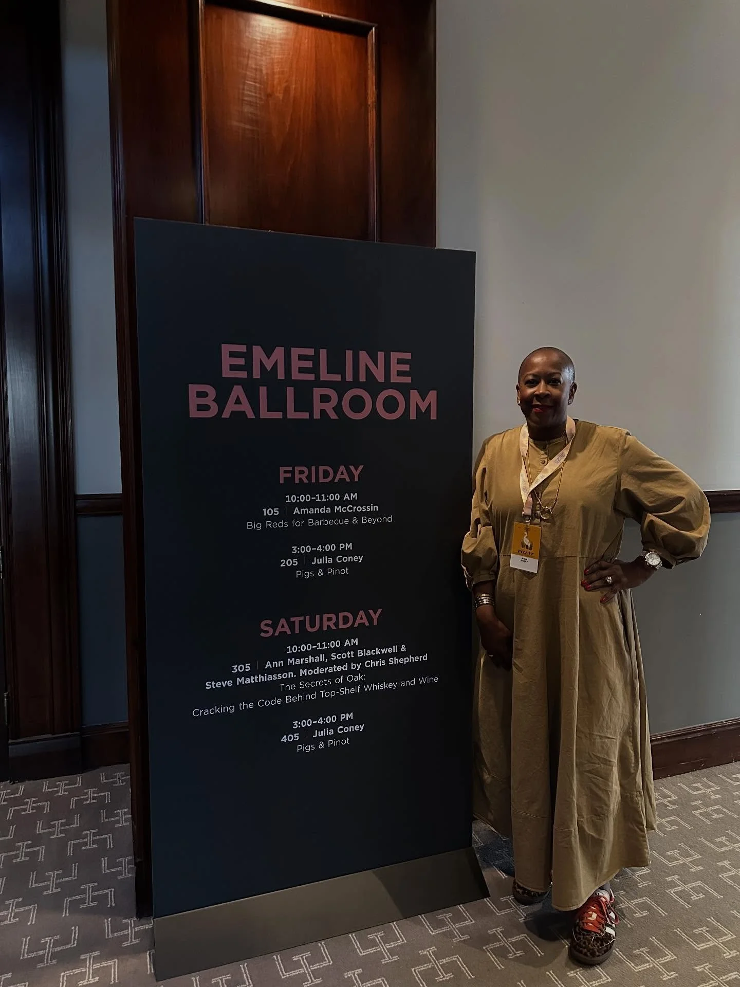 What an amazing first seminar @foodandeine Classic Charleston. Pinot Noir has menu enthralled and loved leading this seminar in making wine fun, approachable, and how to properly pair wine and food. 

#fwclassicchs