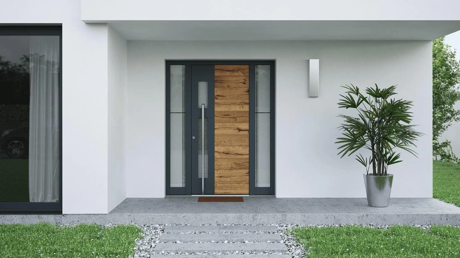 Moderner Haus-Eingang mit Holz- und Metall-Tür, Pflanze im Topf und weißen Wänden.